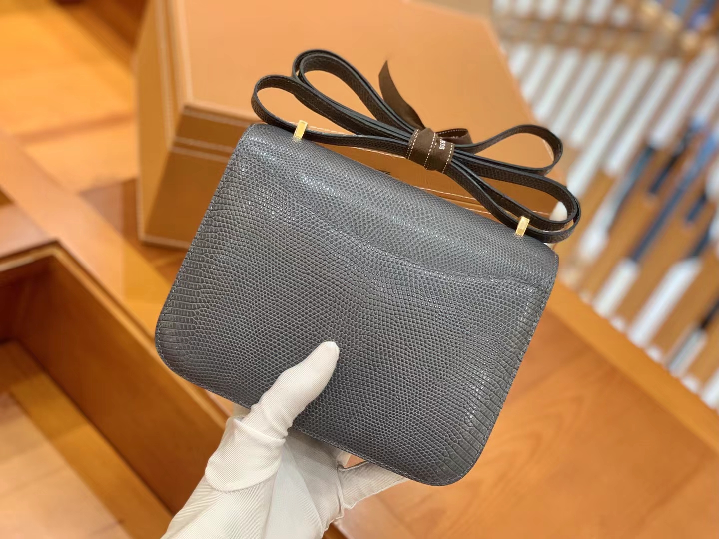 Hermès（爱马仕）Constance 康康 锡器灰 南非野生蜥蜴皮 金扣 19cm 原版蜜蜡线 顶级手缝