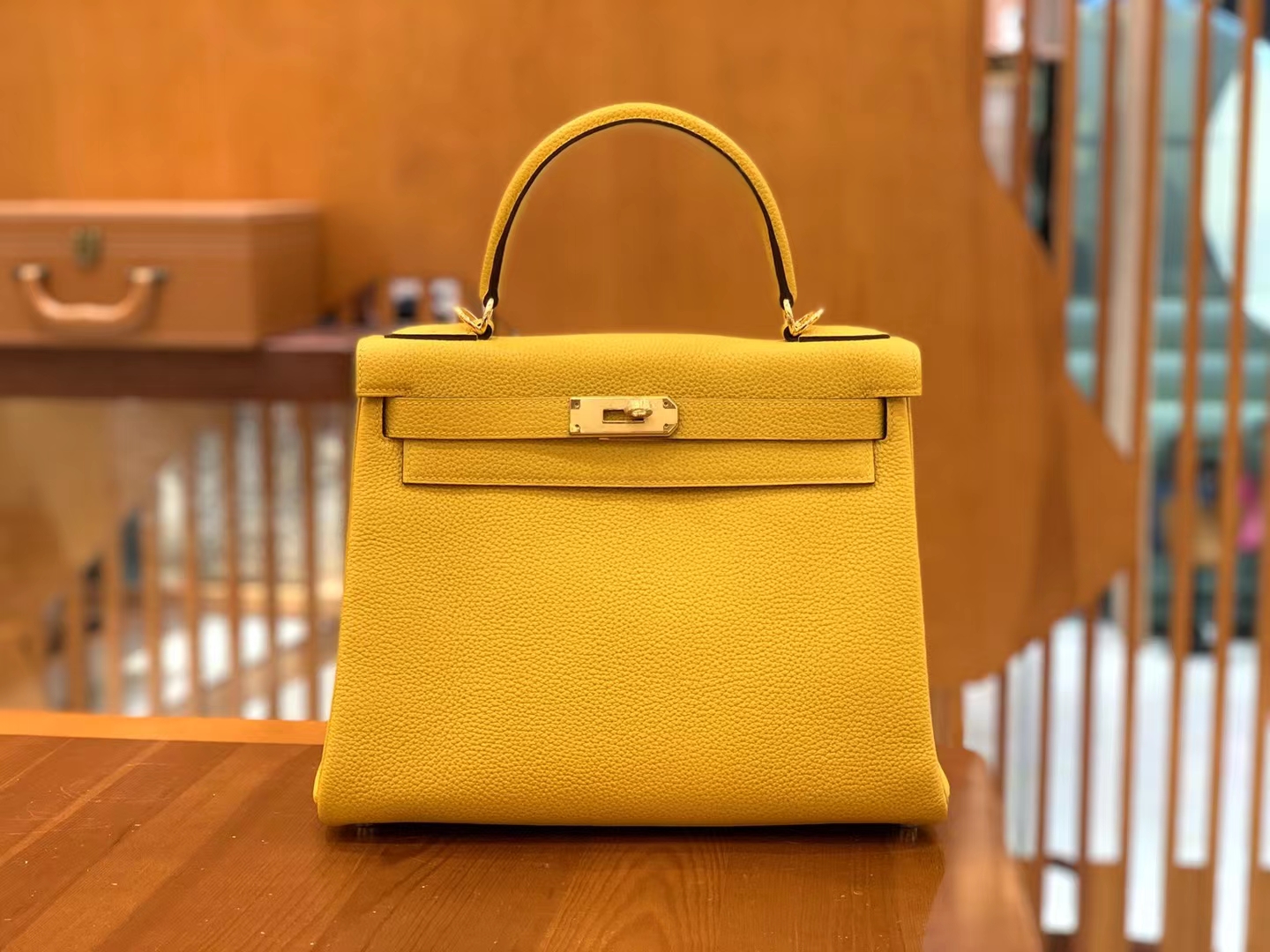 Hermès（爱马仕）Kelly 凯莉包 琥珀黄 Togo小牛皮 金扣 28cm 原版蜜蜡线 顶级手缝