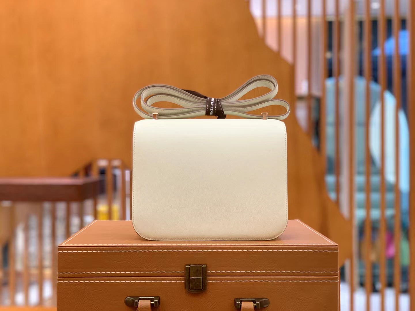 Hermès（爱马仕）Constance 康康 奶昔白 Swift 牛皮 玫瑰金扣 19cm 原版蜜蜡线 顶级手缝