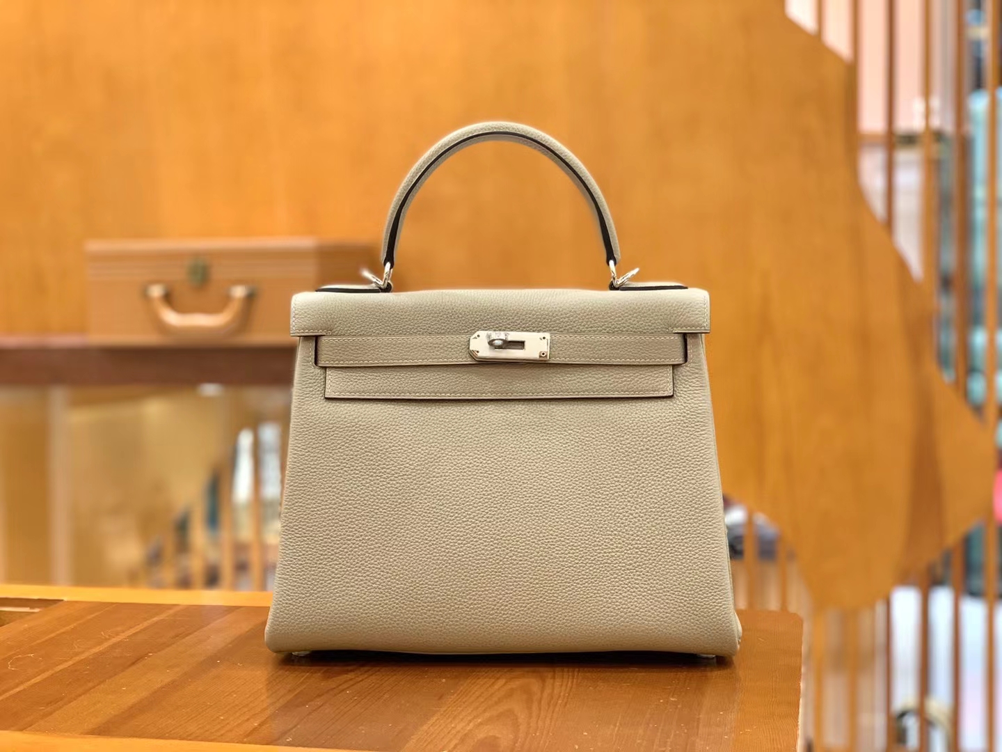 Hermès（爱马仕）Kelly 凯莉包 斑鸠灰 Togo小牛皮 银扣 28cm 原版蜜蜡线 顶级手缝