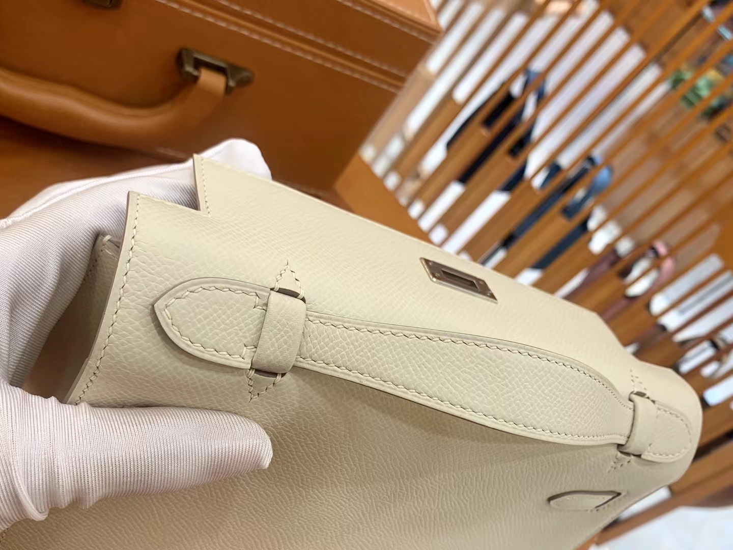 Hermès（爱马仕）Mini Kelly 迷你凯莉 奶昔白 Epsom掌纹皮 银扣 一代 原版蜜蜡线 顶级手缝