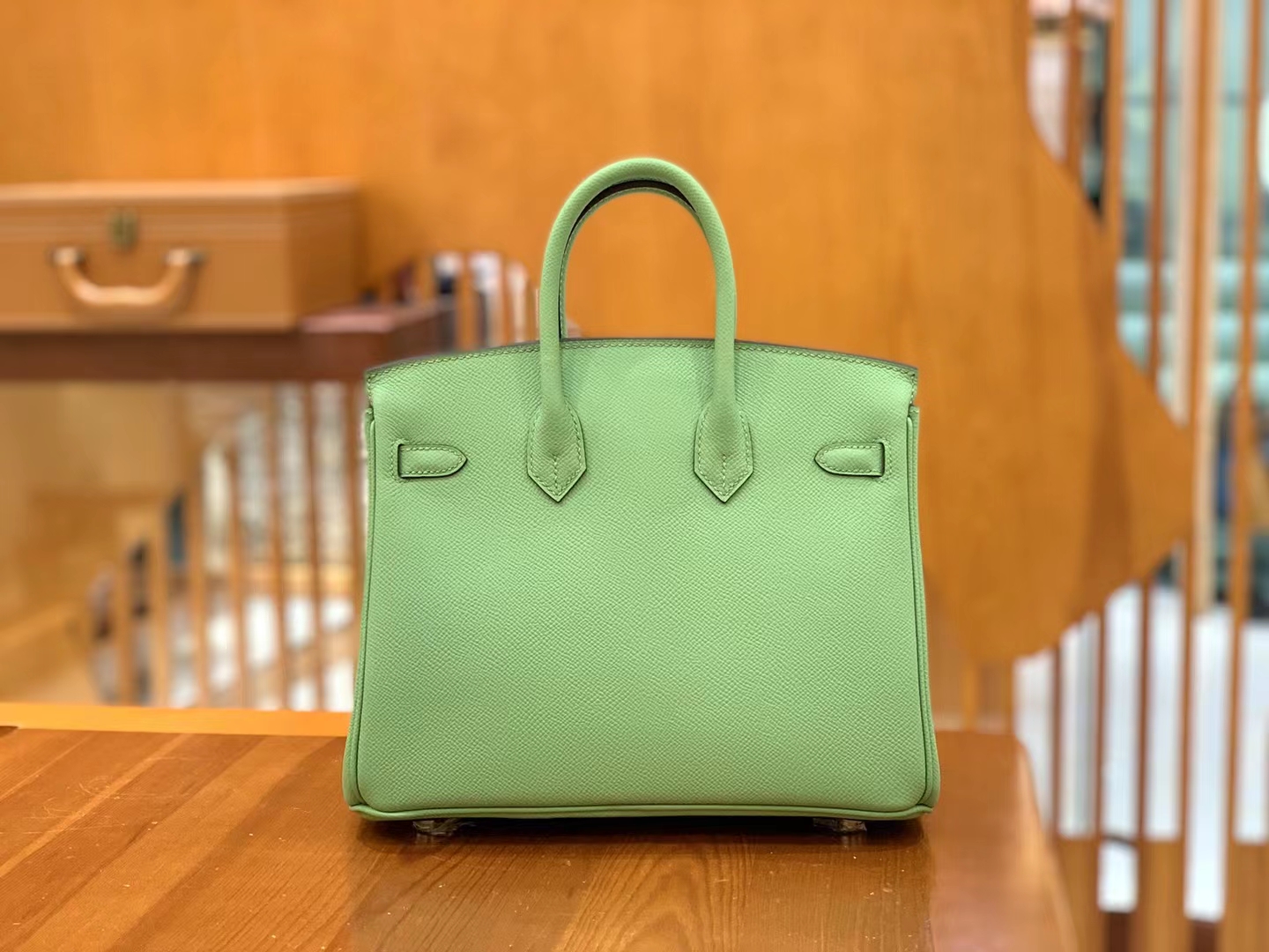 Hermès（爱马仕）Birkin 铂金包 牛油果绿 Epsom掌纹皮 银扣 25cm 原版蜜蜡线 顶级手缝