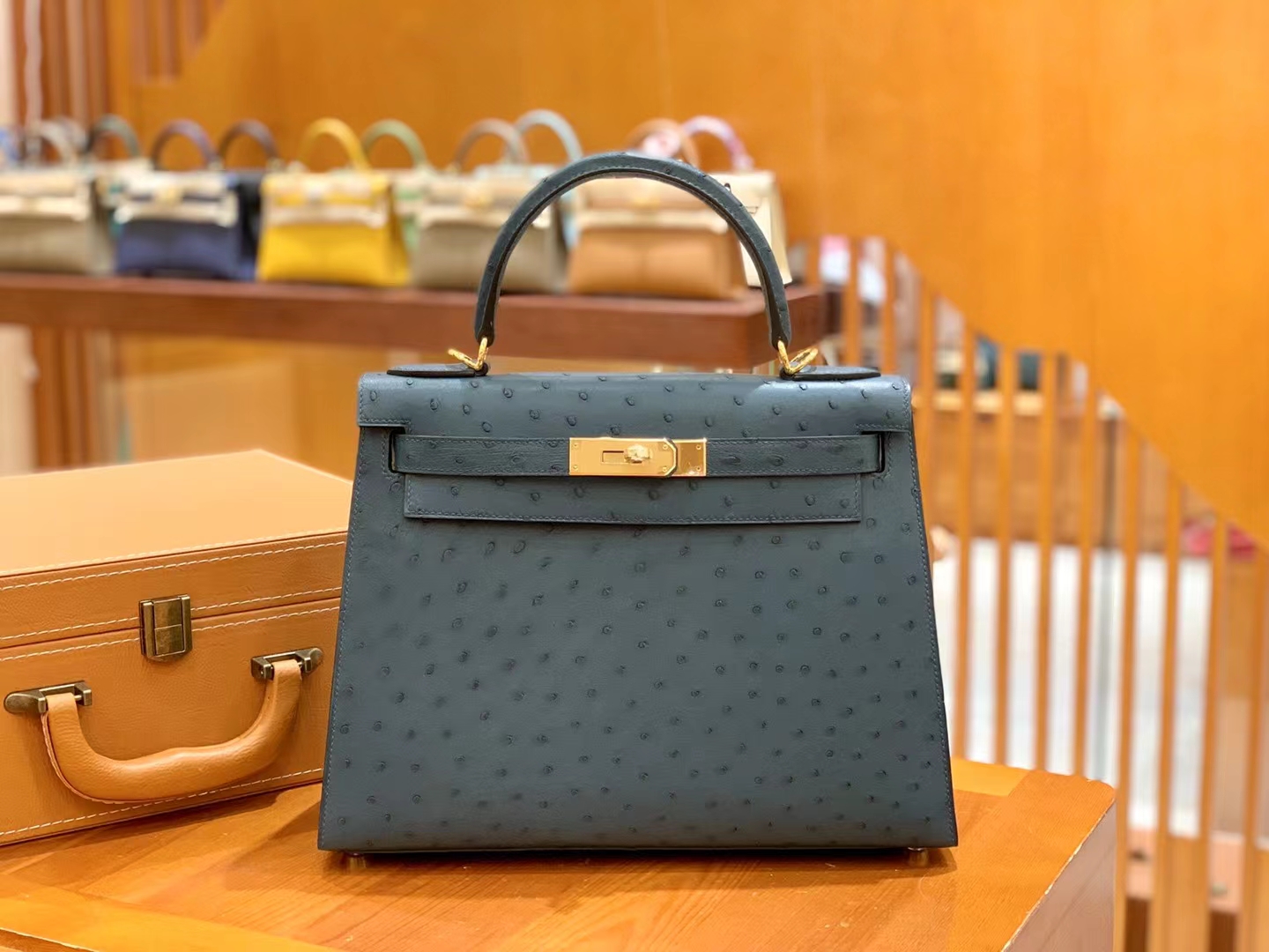 Hermès（爱马仕）Kelly 凯莉包 海峡绿 南非KK级鸵鸟皮 金扣 28cm 原版蜜蜡线 顶级手缝