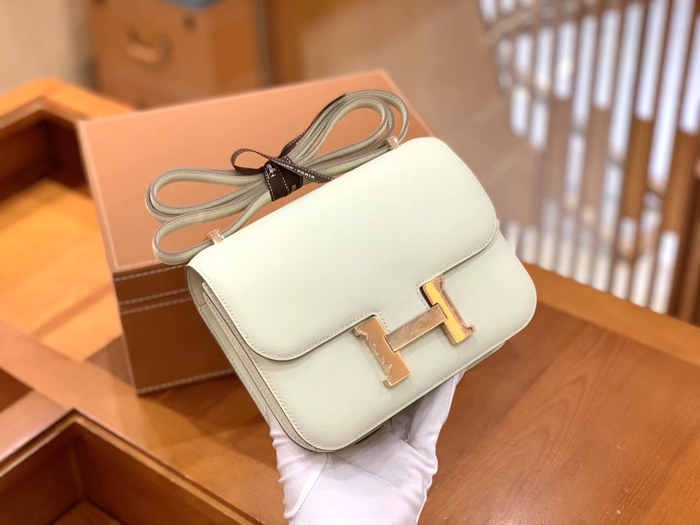 Hermès（爱马仕）Constance 康康 奶昔白 Swift 牛皮 玫瑰金扣 19cm 原版蜜蜡线 顶级手缝