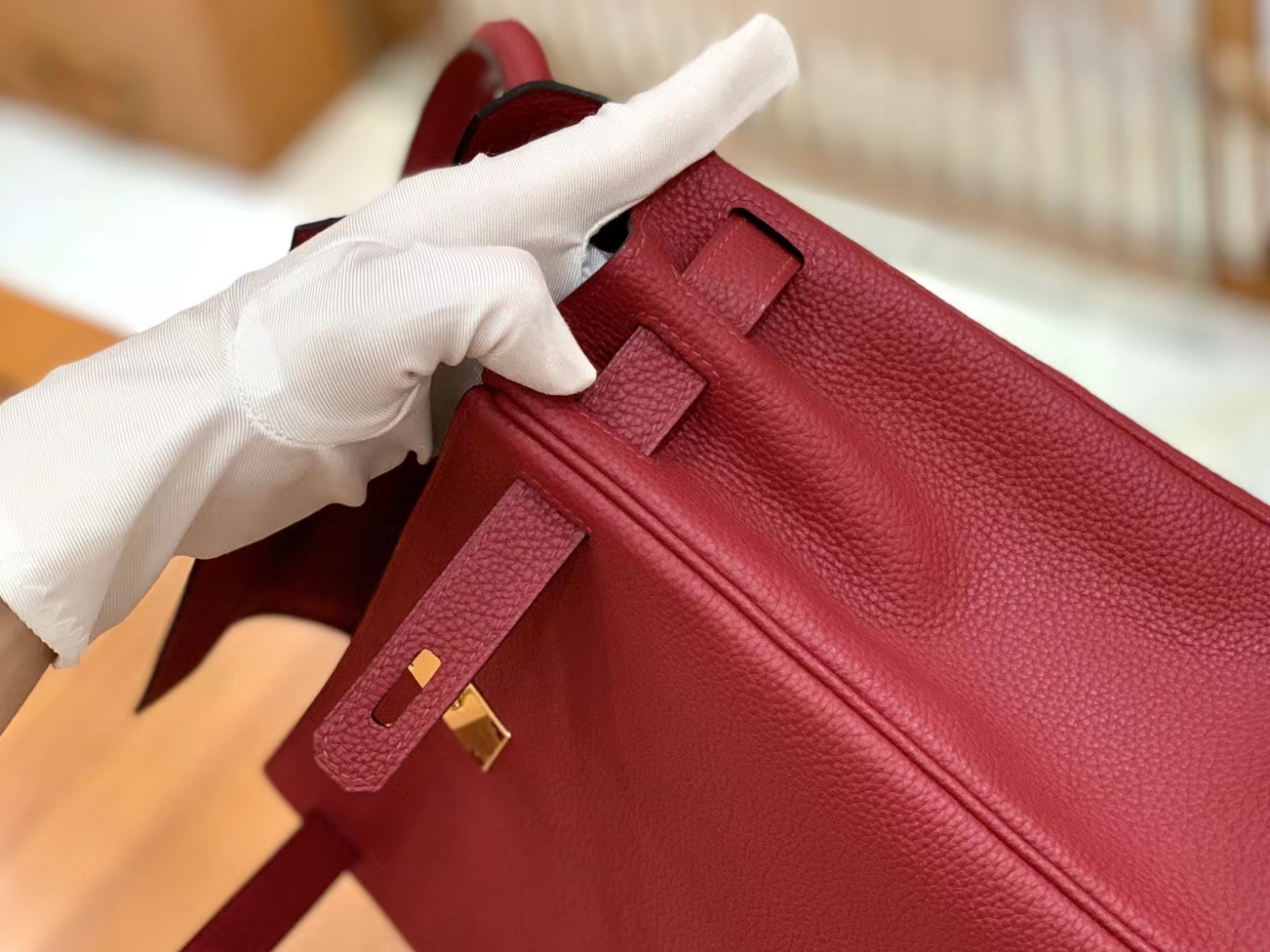 Hermès（爱马仕）Kelly 凯莉包 石榴红 Togo小牛皮 金扣 28cm 原版蜜蜡线 顶级手缝