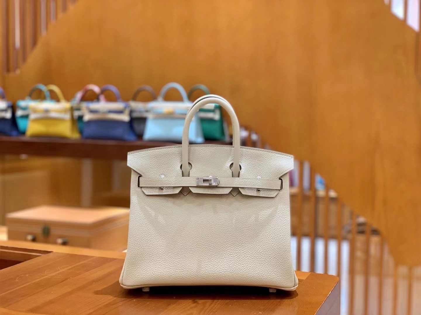 Hermès（爱马仕）Birkin 铂金包 奶昔白 Togo小牛皮 银扣 25cm 原版蜜蜡线 顶级手缝