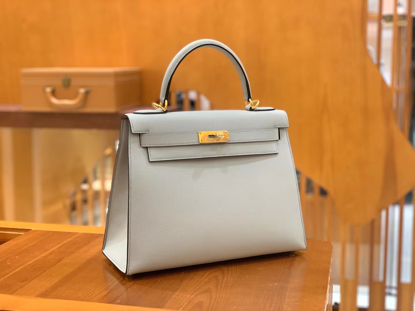 Hermès（爱马仕）Kelly 凯莉包 冰川蓝 Epsom掌纹皮 金扣 28cm 原版蜜蜡线 顶级手缝