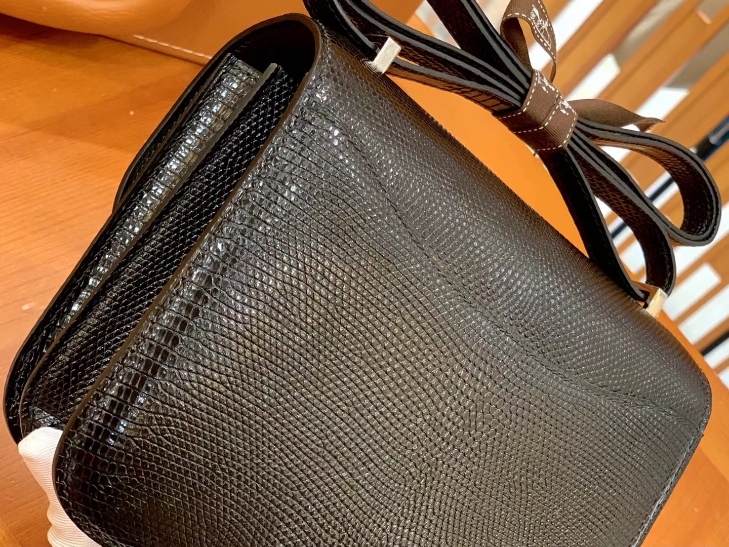 Hermès（爱马仕）Constance 康康 经典黑 南非野生蜥蜴皮 银扣 19cm 原版蜜蜡线 顶级手缝