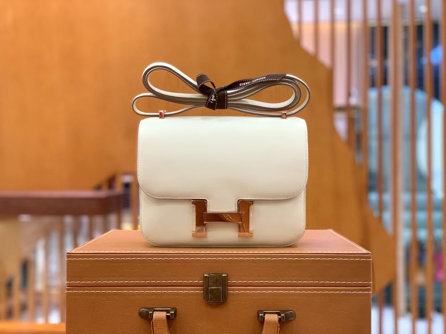 Hermès（爱马仕）Constance 康康 奶昔白 Swift 牛皮 玫瑰金扣 19cm 原版蜜蜡线 顶级手缝