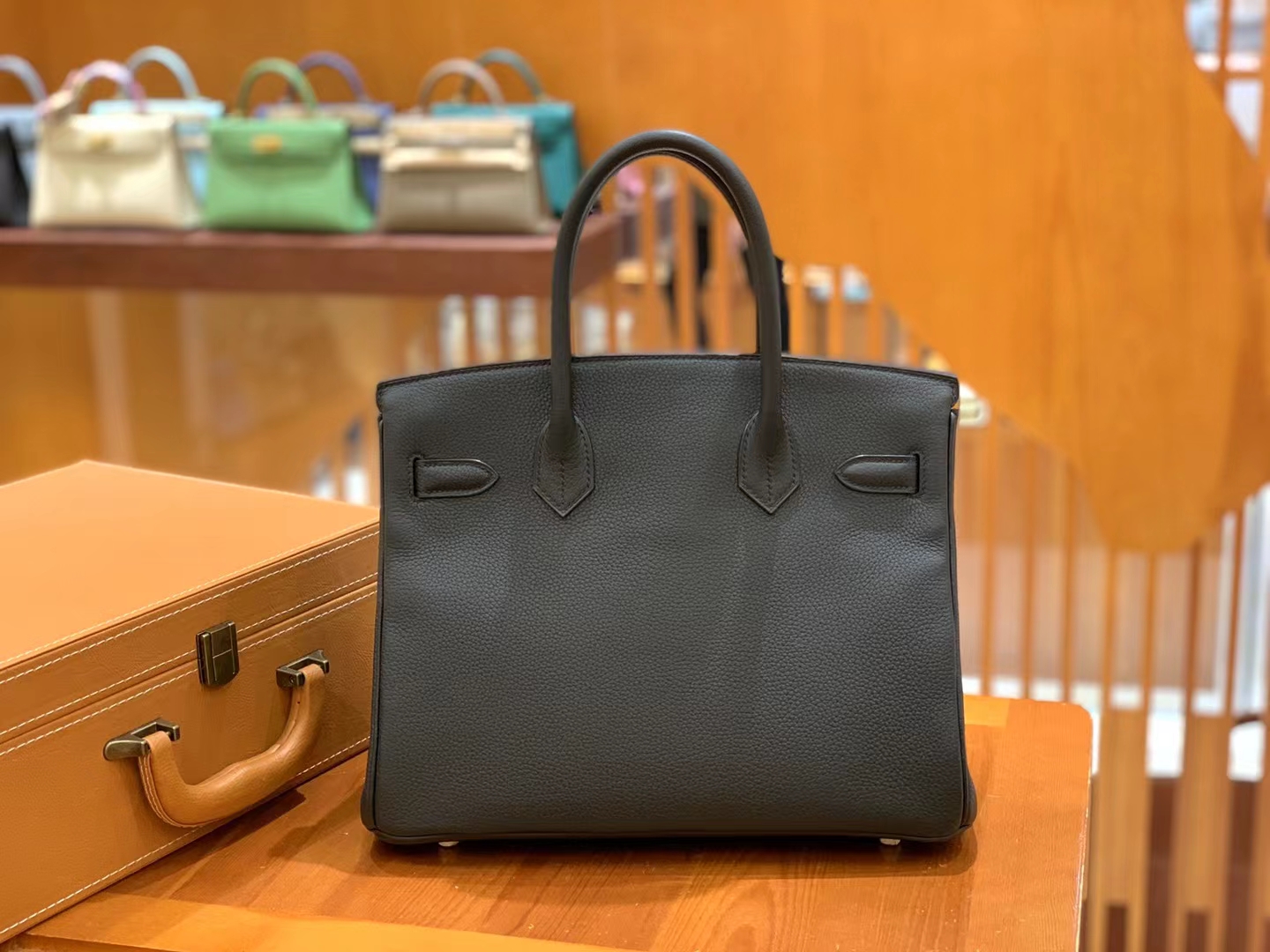 Hermès（爱马仕）Birkin 铂金包 经典黑 Togo小牛皮 金扣 30cm 原版蜜蜡线 顶级手缝