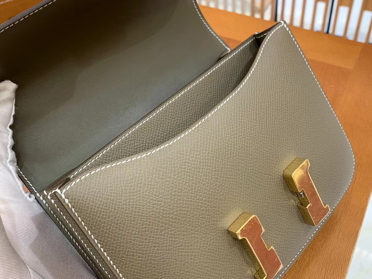 Hermès（爱马仕）Constance 康康 大象灰 Epsom掌纹皮 金扣 19cm 原版蜜蜡线 顶级手缝