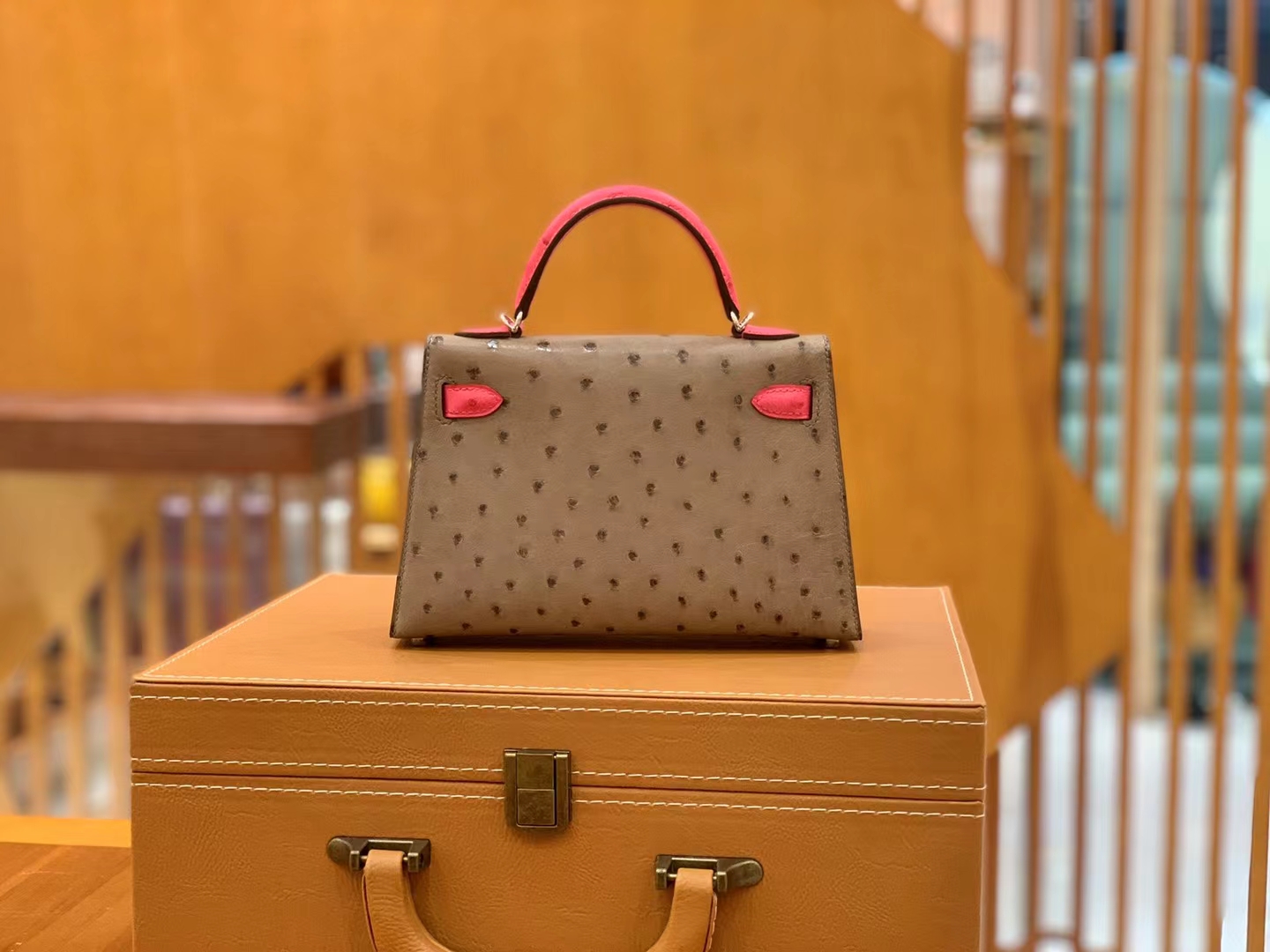 Hermès（爱马仕）Mini Kelly 迷你凯莉 大象灰拼糖果粉 南非KK级鸵鸟皮 银扣 二代 法国原版蜡线 顶级手缝