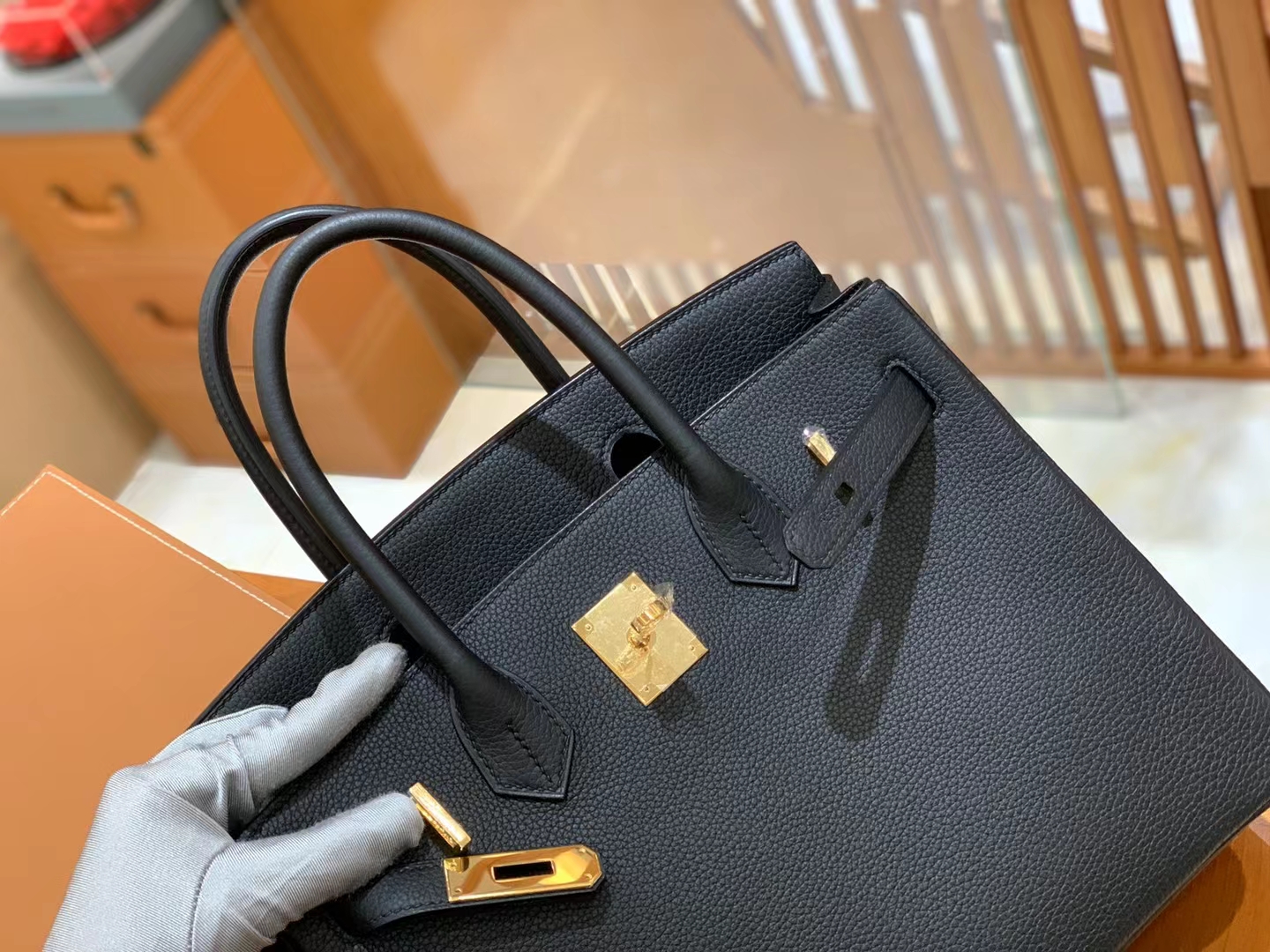 Hermès（爱马仕）Birkin 铂金包 经典黑 Togo小牛皮 金扣 30cm 原版蜜蜡线 顶级手缝