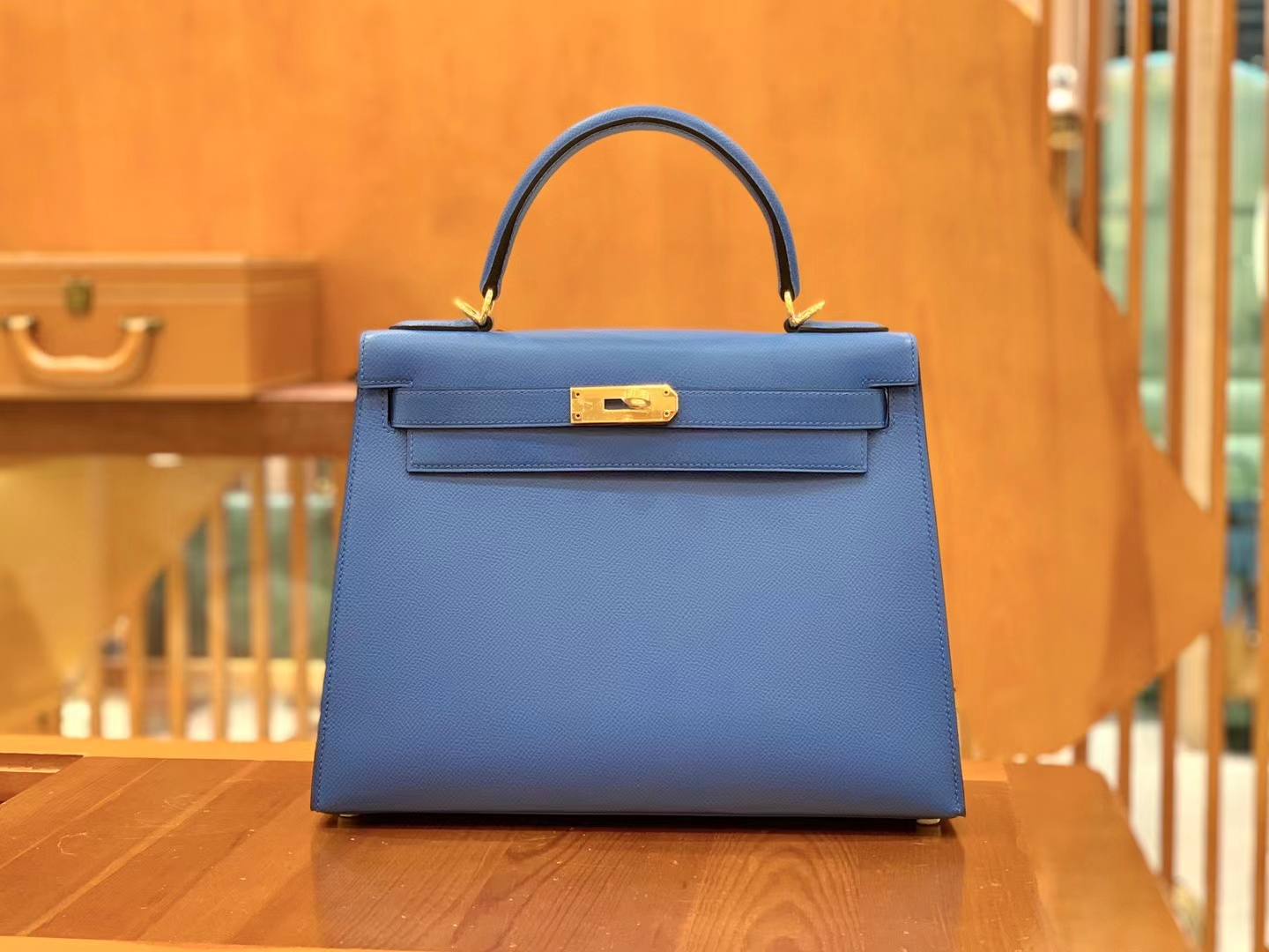 Hermès（爱马仕）Kelly 凯莉包 爱情海蓝 Epsom掌纹皮 金扣 28cm 原版蜜蜡线 顶级手缝