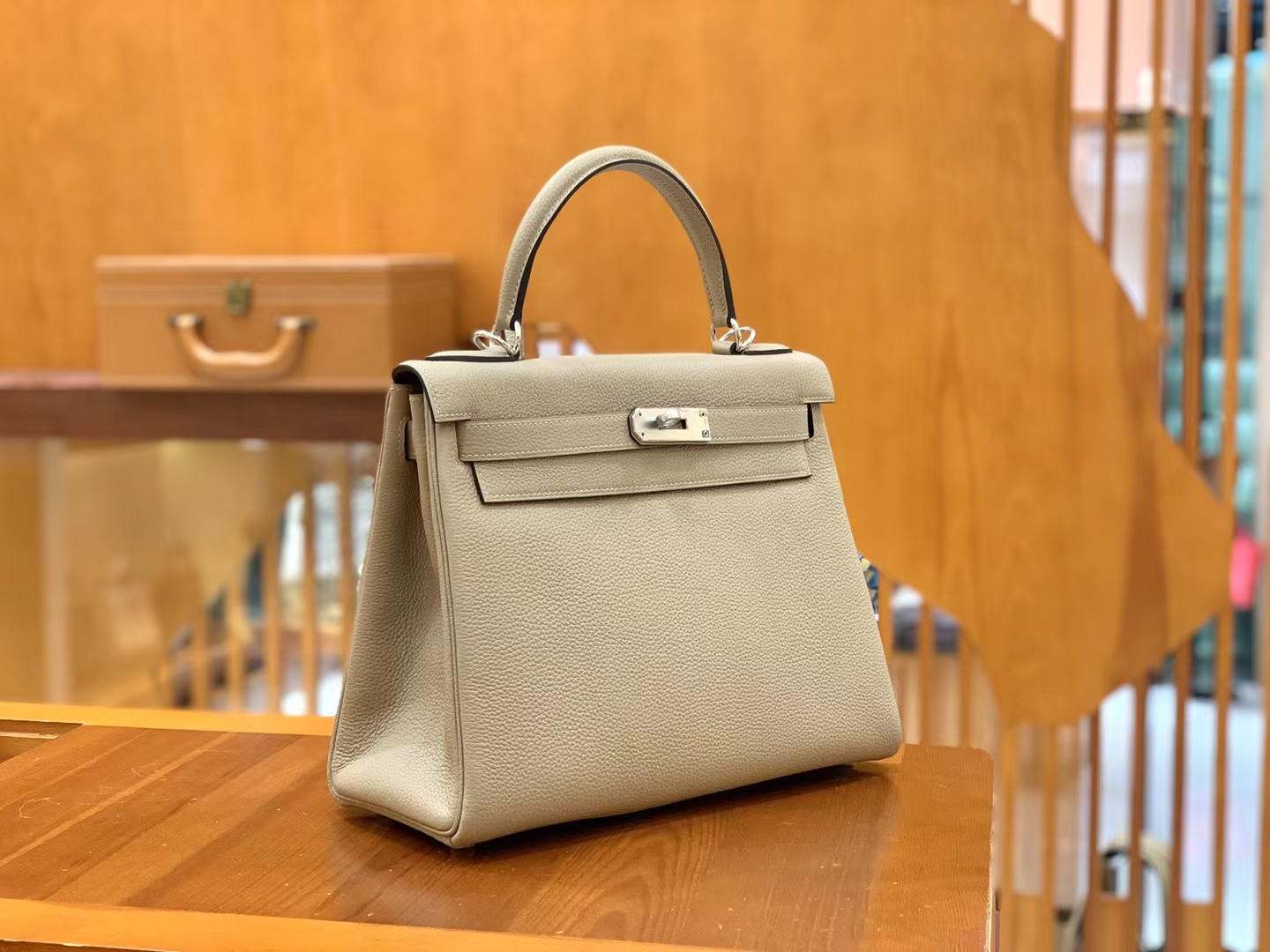 Hermès（爱马仕）Kelly 凯莉包 斑鸠灰 Togo小牛皮 银扣 28cm 原版蜜蜡线 顶级手缝