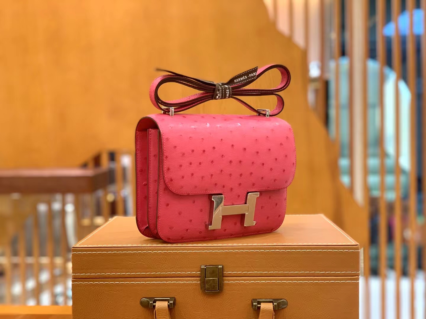 Hermès（爱马仕）Constance 康斯坦斯 极致粉 南非KK级鸵鸟皮 银扣 19cm 原版蜜蜡线 顶级手缝