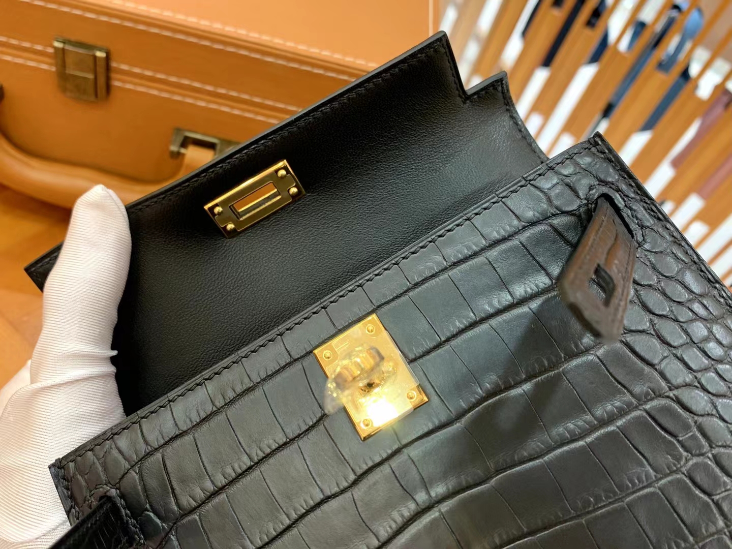 Hermès（爱马仕）Mini Kelly 迷你凯莉 一级美洲鳄鱼皮 经典黑 金扣 二代 法国原版蜡线 顶级手缝