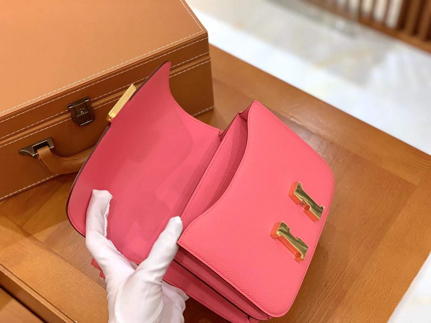 Hermès（爱马仕）Constance 康康 唇膏粉 Epsom掌纹皮 金扣 19cm 原版蜜蜡线 顶级手缝