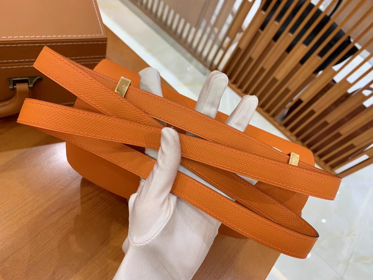 Hermès（爱马仕）Constance 康康 经典橙 Epsom 掌纹皮 金扣 24cm 原版蜜蜡线 顶级手缝