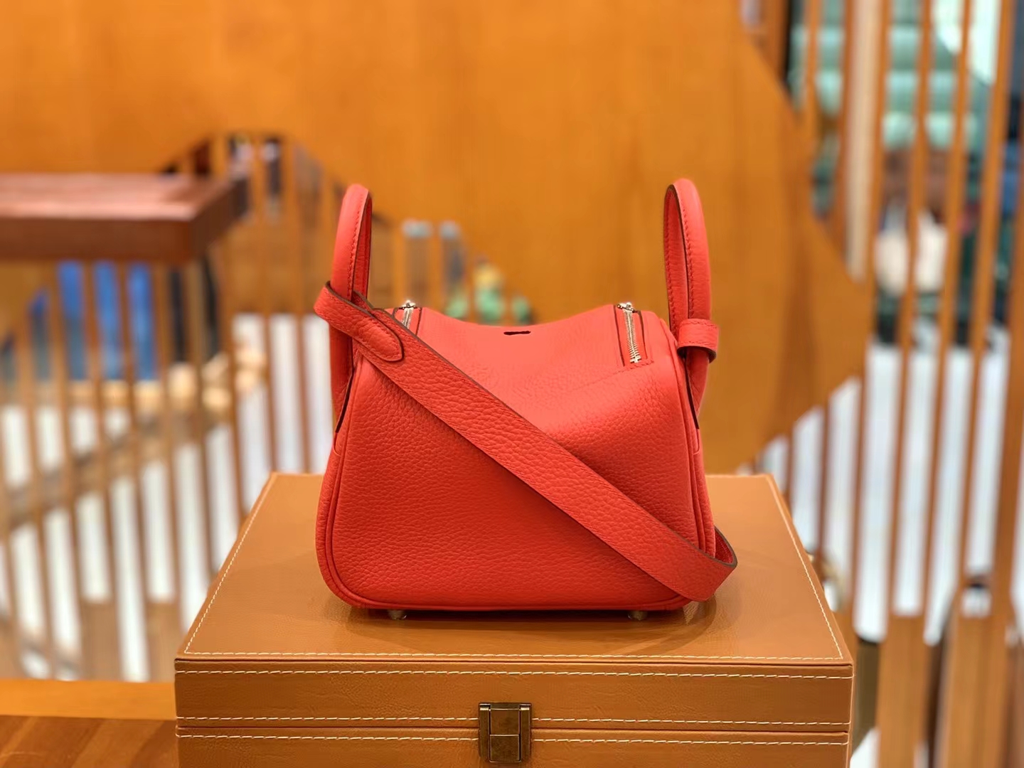 Hermès（爱马仕）Mini Lindy 迷你琳迪 国旗红 进口TC大牛皮 银扣 原版蜜蜡线 顶级手缝