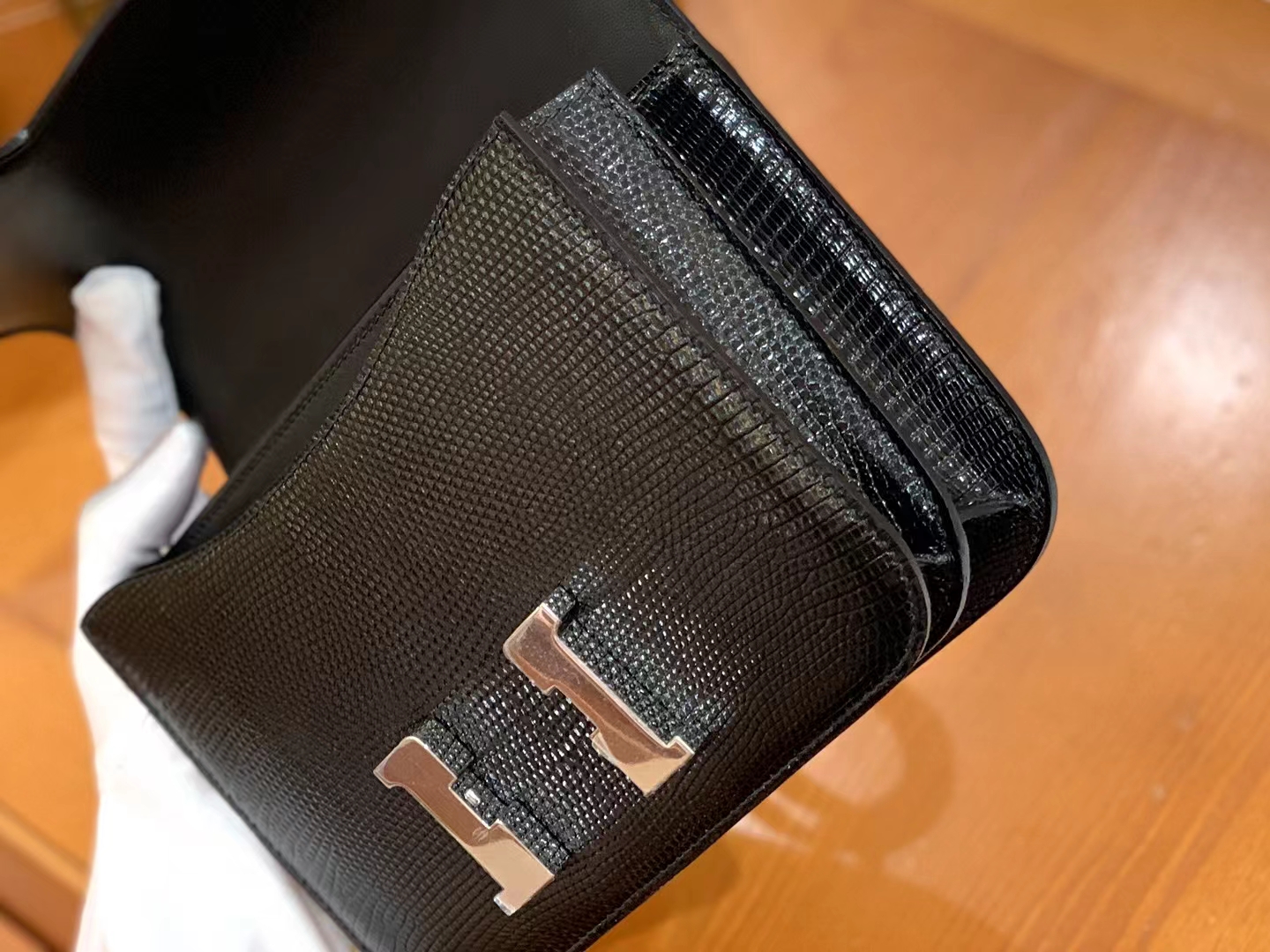 Hermès（爱马仕）Constance 康康 经典黑 南非野生蜥蜴皮 银扣 19cm 原版蜜蜡线 顶级手缝