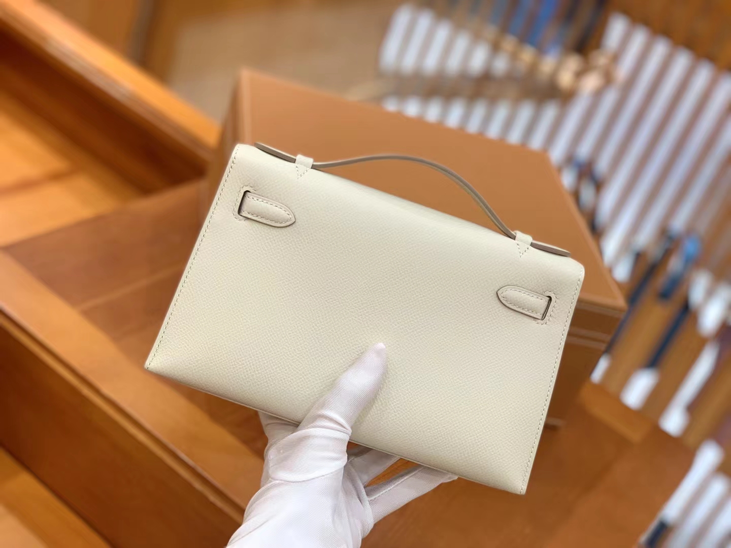 Hermès（爱马仕）Mini Kelly 迷你凯莉 奶昔白 Epsom掌纹皮 银扣 一代 原版蜜蜡线 顶级手缝