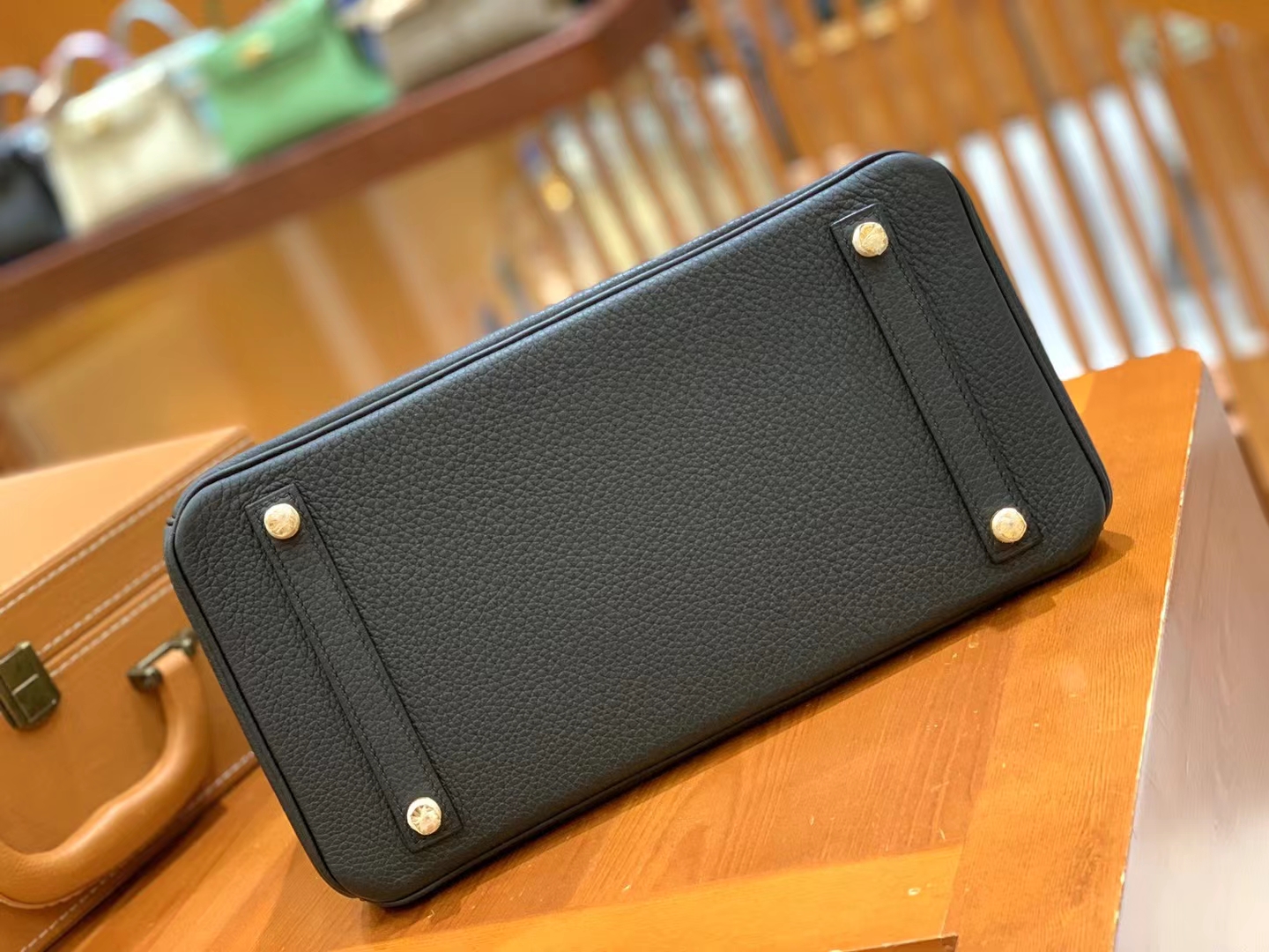 Hermès（爱马仕）Birkin 铂金包 经典黑 Togo小牛皮 金扣 30cm 原版蜜蜡线 顶级手缝