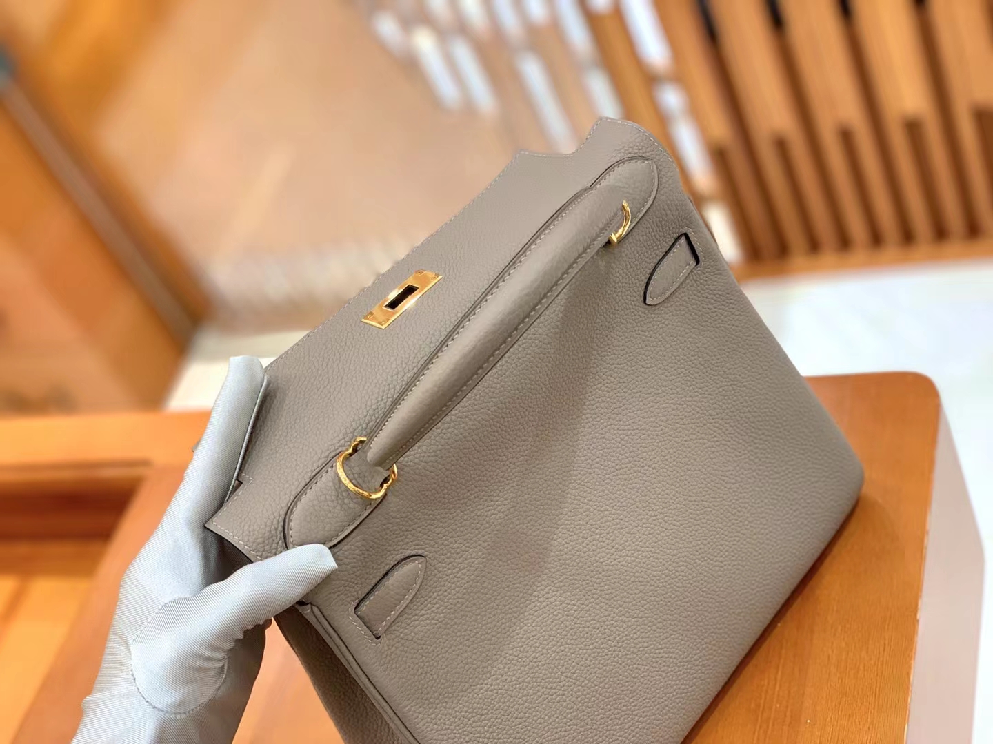 Hermès（爱马仕）Kelly 凯莉包 沥青灰 Togo小牛皮 金扣 28cm 原版蜜蜡线 顶级手缝