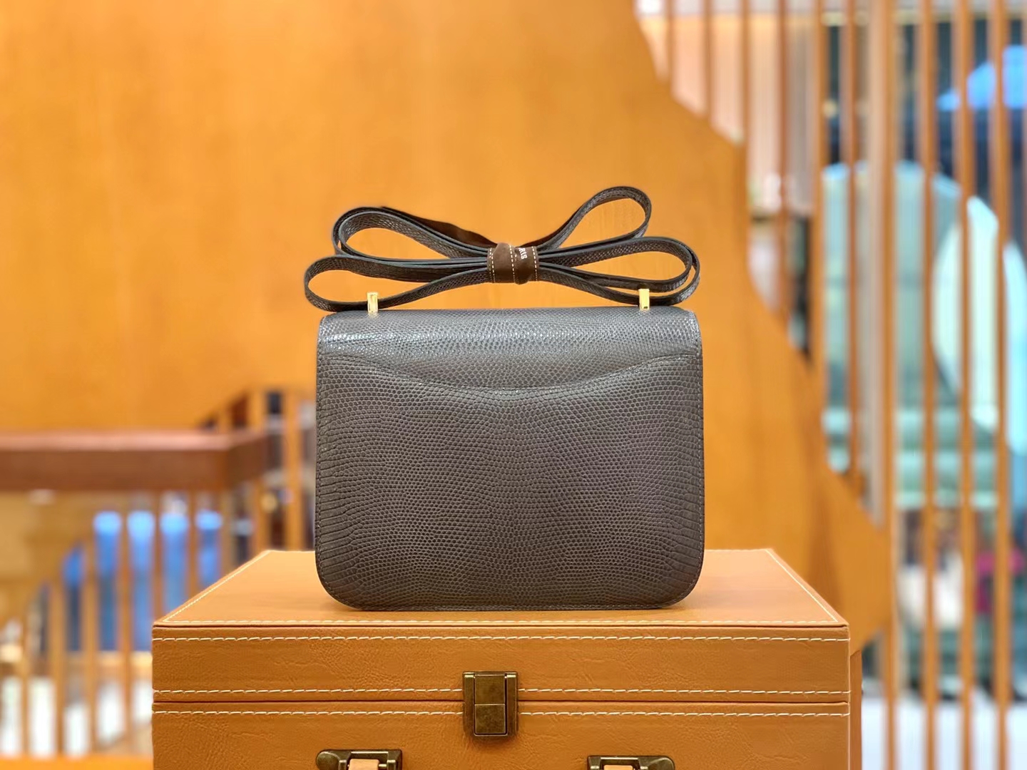 Hermès（爱马仕）Constance 康康 锡器灰 南非野生蜥蜴皮 金扣 19cm 原版蜜蜡线 顶级手缝