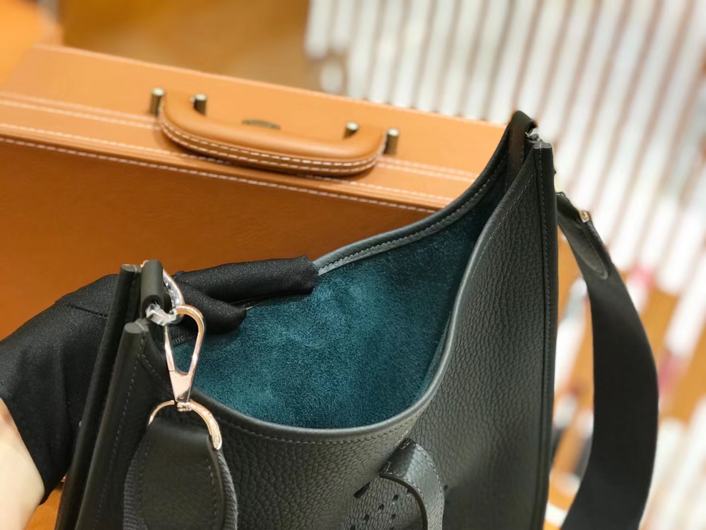 Hermès（爱马仕）Evelyne 伊芙琳 经典黑 进口TC大牛皮 经典黑 29cm 原版蜜蜡线 顶级手缝