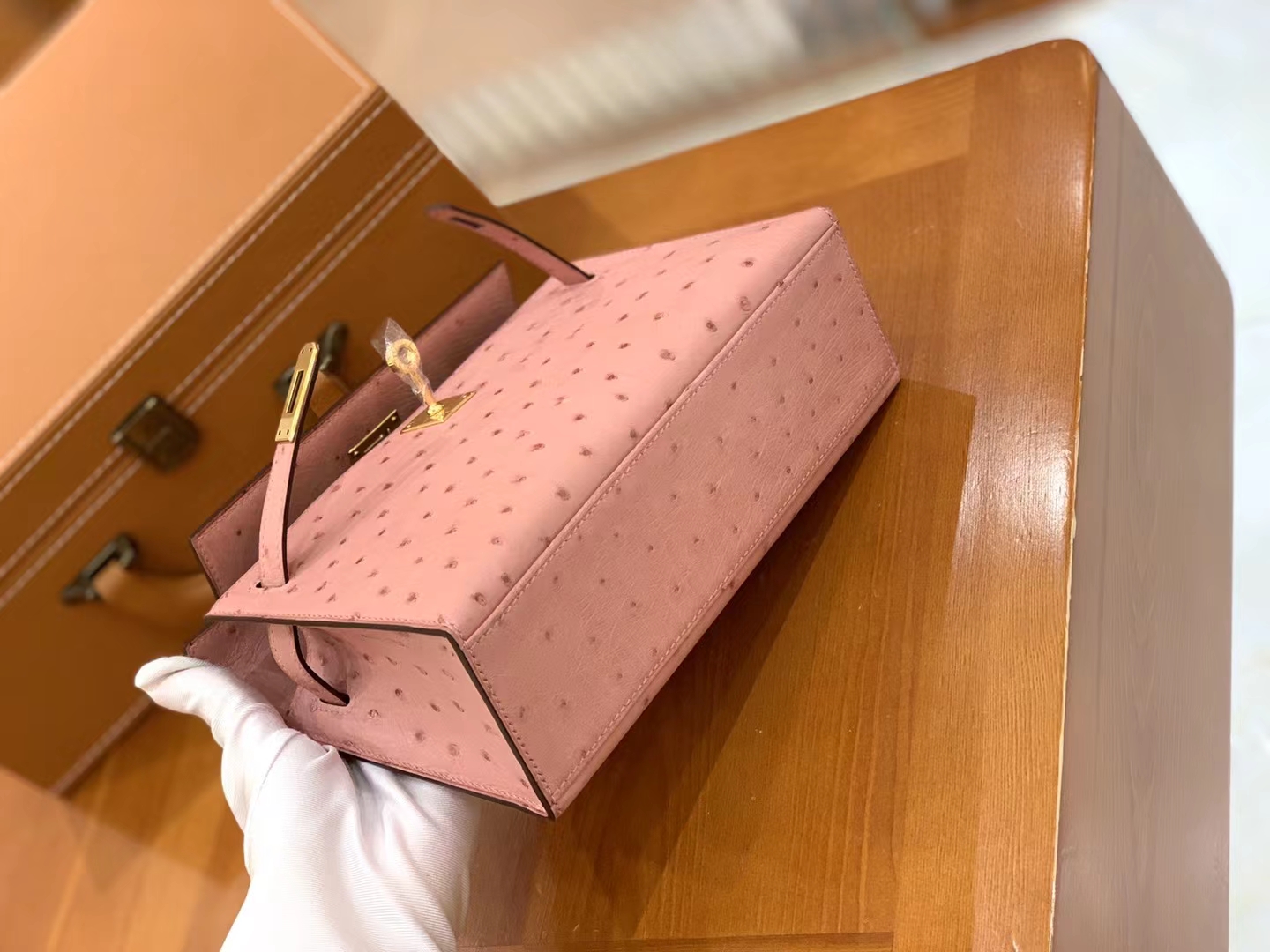 Hermès（爱马仕）Mini kelly Pochette 陶瓷粉 南非KK级鸵鸟皮 金扣 一代 原版蜜蜡线 顶级手缝