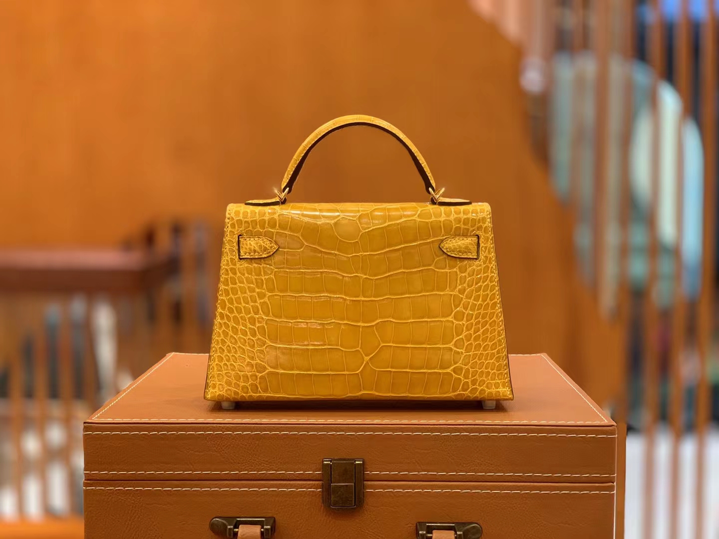Hermès（爱马仕）Mini kelly 迷你凯莉 琥珀黄 一级美洲鳄鱼皮 金扣 二代 原版蜜蜡线 顶级手缝