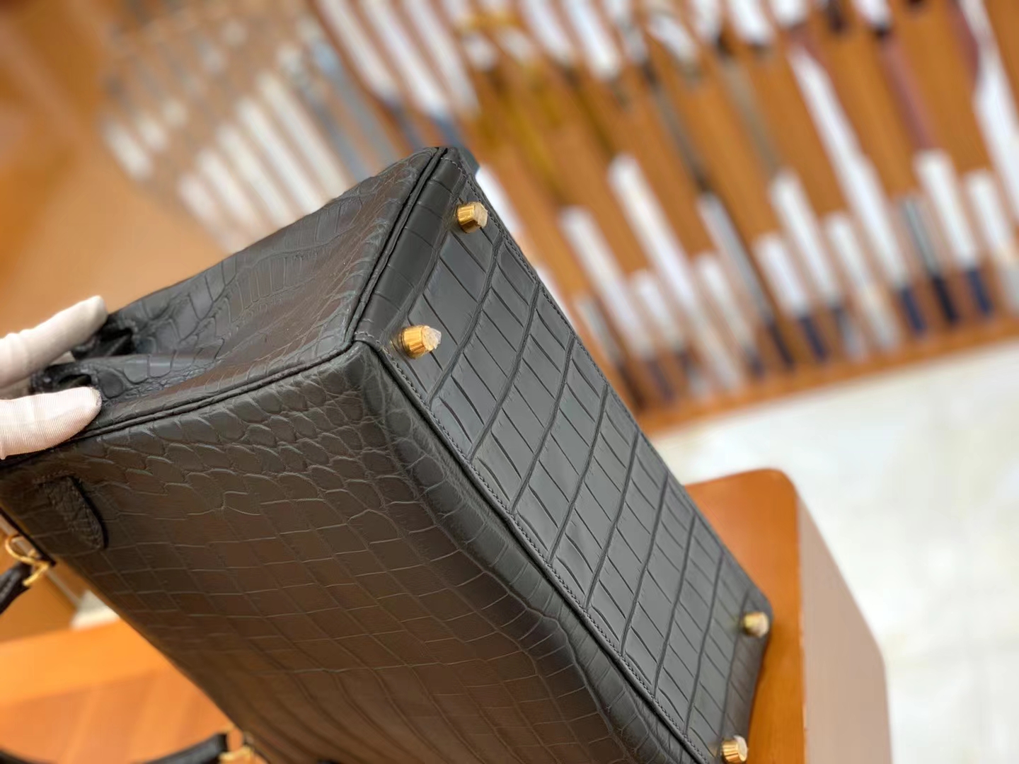 Hermès（爱马仕）Kelly 凯莉包 石墨灰 一级尼罗鳄鱼皮 金扣 28cm 原版蜜蜡线 顶级手缝
