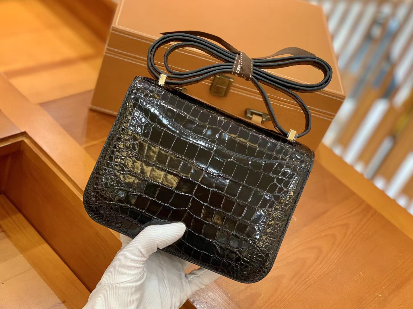 Hermès（爱马仕）Constance 空姐包 经典黑 一级美洲鳄鱼皮 金扣 19cm 原版蜜蜡线 顶级手缝