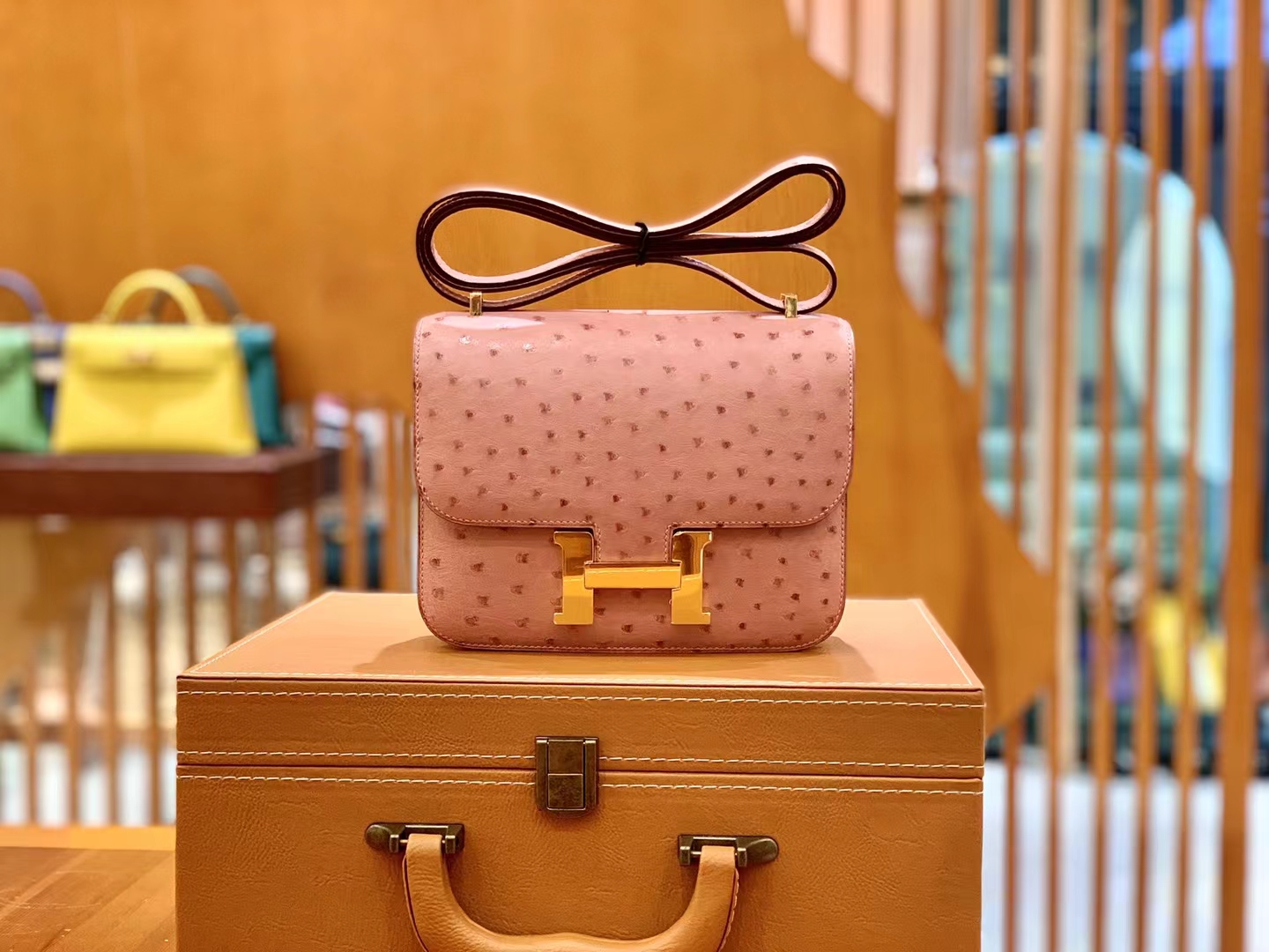 Hermès（爱马仕）Constance 康斯坦斯 陶瓷粉 南非KK鸵鸟皮 金扣 19cm 原版蜜蜡线 顶级手缝