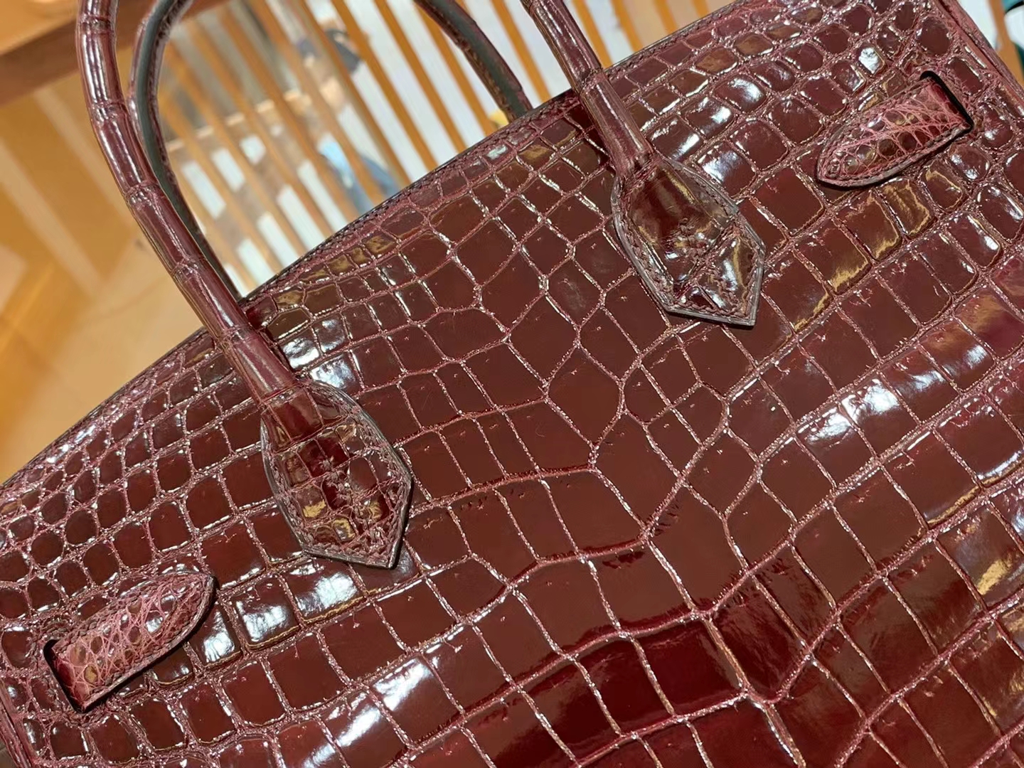 Hermès（爱马仕）Birkin 铂金包 波尔多酒红 一级尼罗鳄鱼皮 金扣 30cm 原版蜜蜡线 顶级手缝