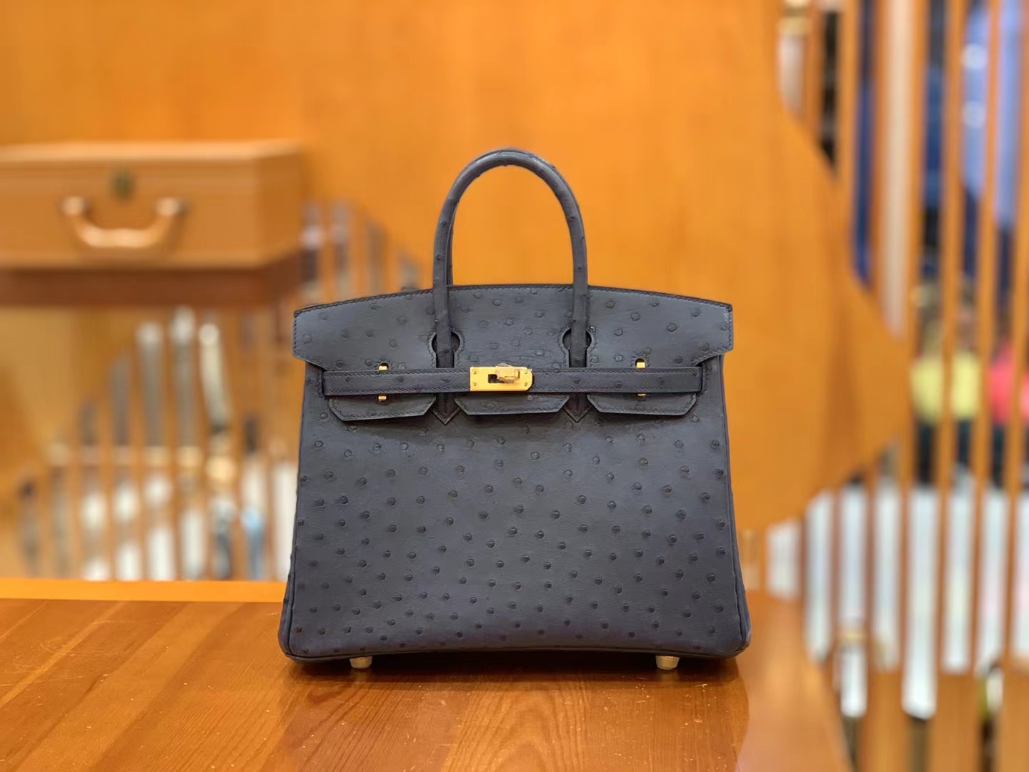 Hermès（爱马仕）Birkin 铂金包 马耳他蓝 南非KK级鸵鸟皮 金扣 25cm 原版蜜蜡线 顶级手缝