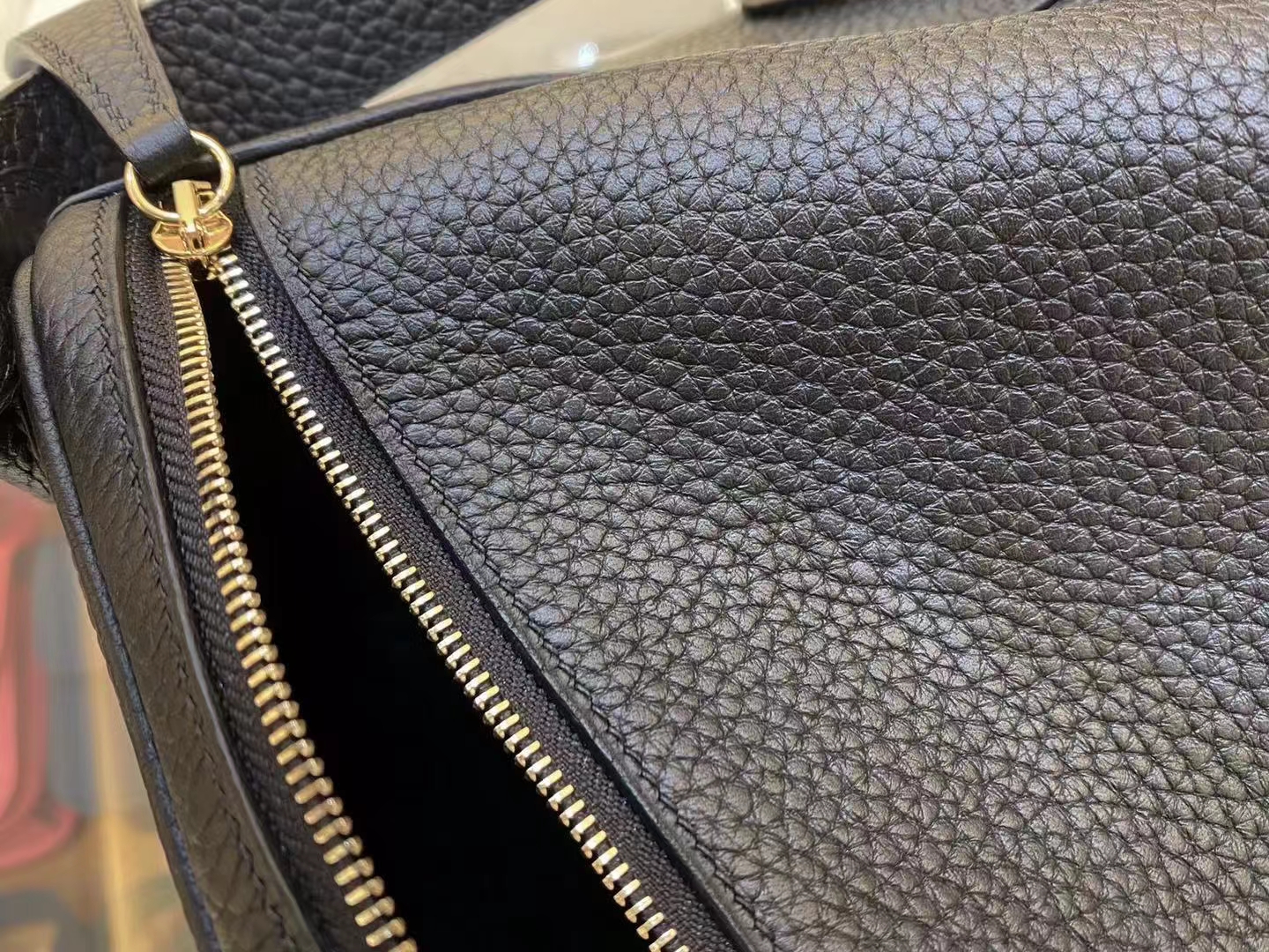 Hermès（爱马仕）Lindy 琳迪包 经典黑 进口TC大牛皮 金扣 26cm 原版蜜蜡线 顶级手缝