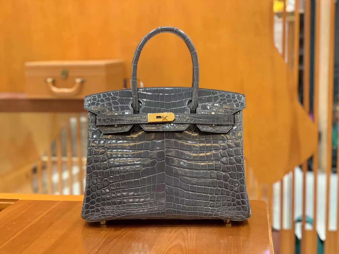 Hermès（爱马仕）Birkin 铂金包 牛仔蓝 一级尼罗鳄鱼皮 金扣 30cm 原版蜜蜡线 顶级手缝