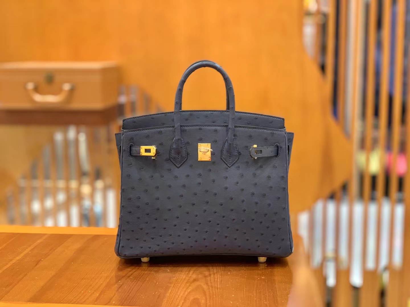 Hermès（爱马仕）Birkin 铂金包 马耳他蓝 南非KK级鸵鸟皮 金扣 25cm 原版蜜蜡线 顶级手缝