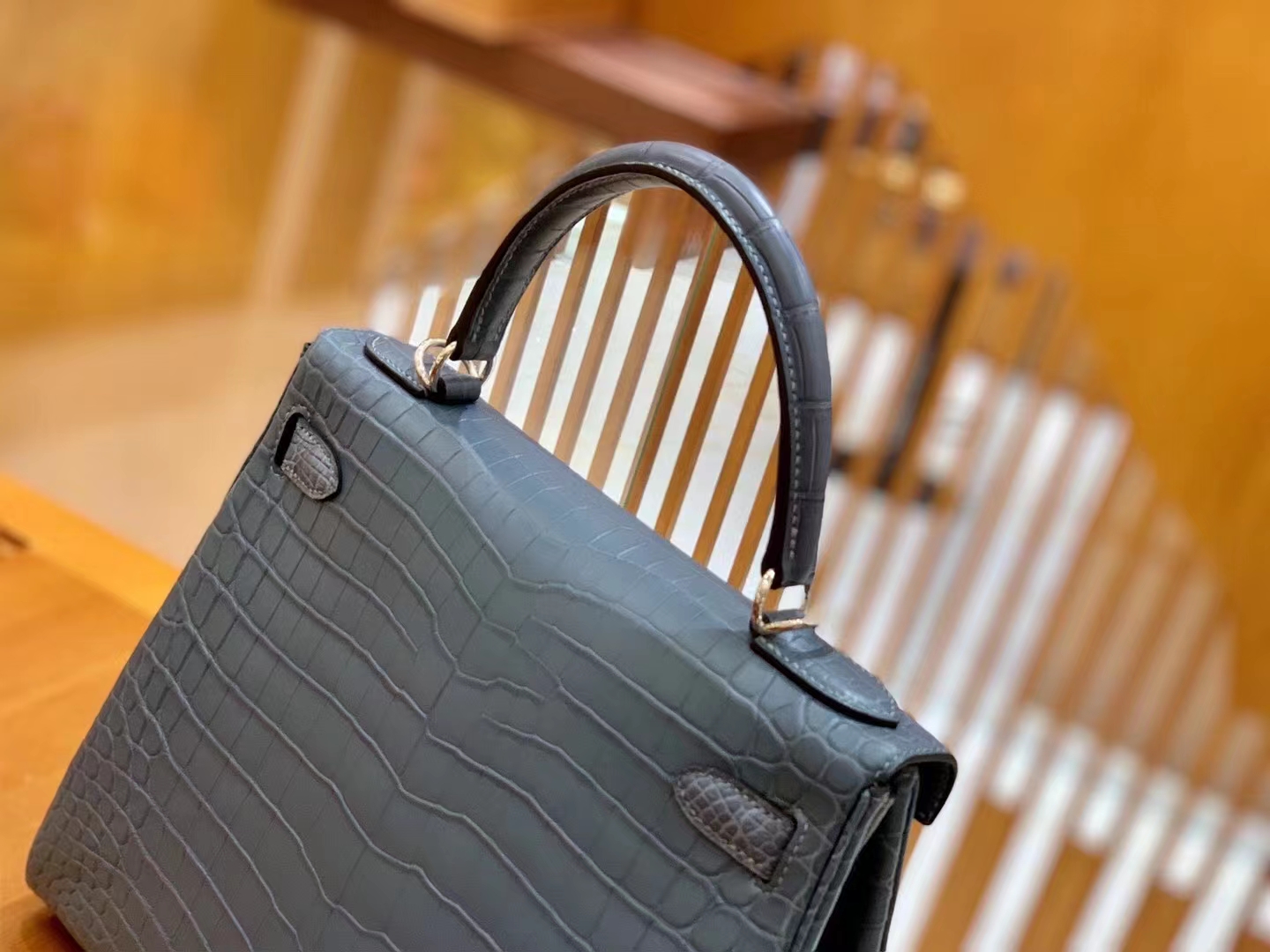 Hermès（爱马仕）Kelly 凯莉包 海鸥灰 一级尼罗鳄鱼皮 银扣 28cm 原版蜜蜡线 顶级手缝