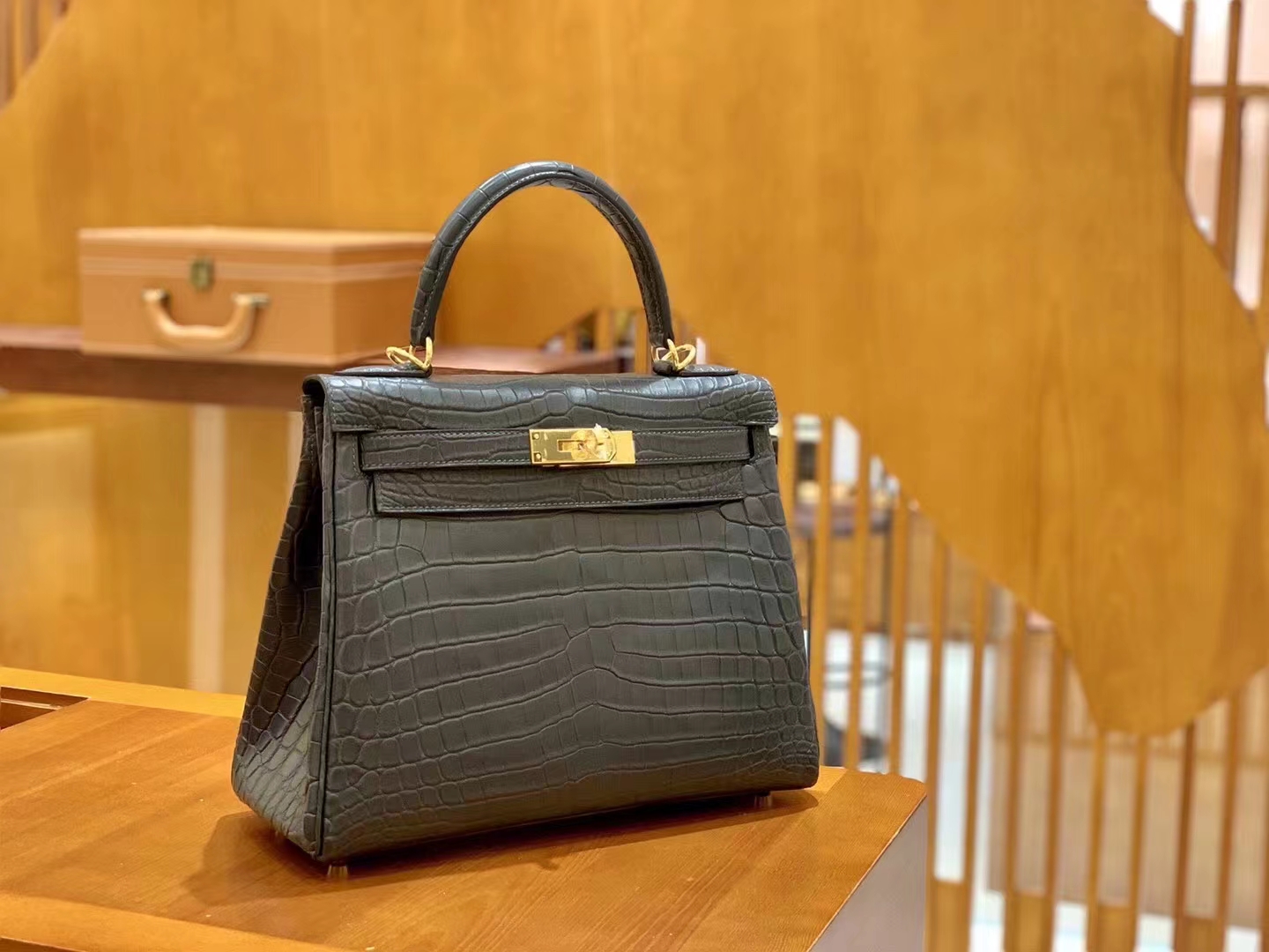 Hermès（爱马仕）Kelly 凯莉包 锡器灰 一级尼罗鳄鱼皮 金扣 28cm 原版蜜蜡线 顶级手缝