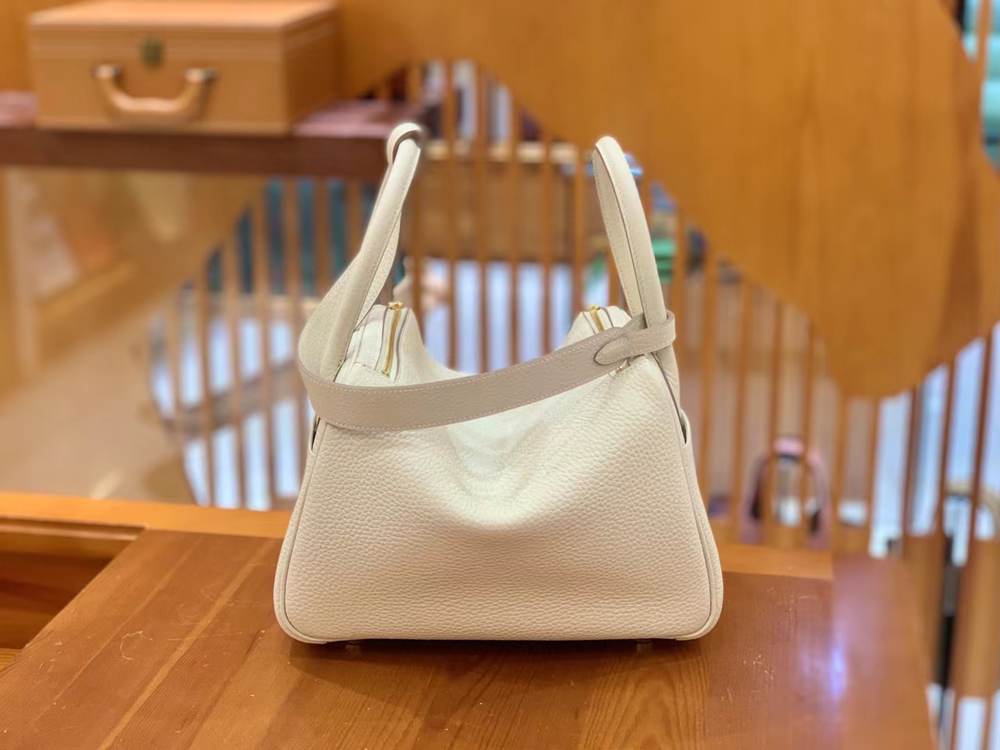 Hermès（爱马仕）Lindy 琳迪包 奶油白 进口TC大牛皮 金扣 26cm 原版蜜蜡线 顶级手缝
