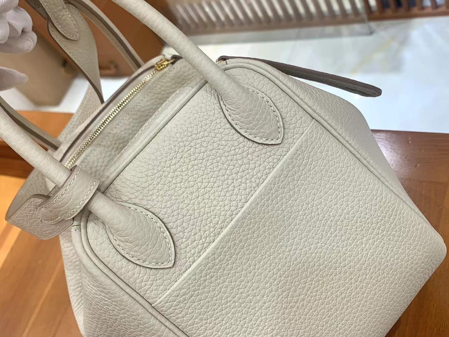 Hermès（爱马仕）Lindy 琳迪包 奶油白 进口TC大牛皮 金扣 26cm 原版蜜蜡线 顶级手缝