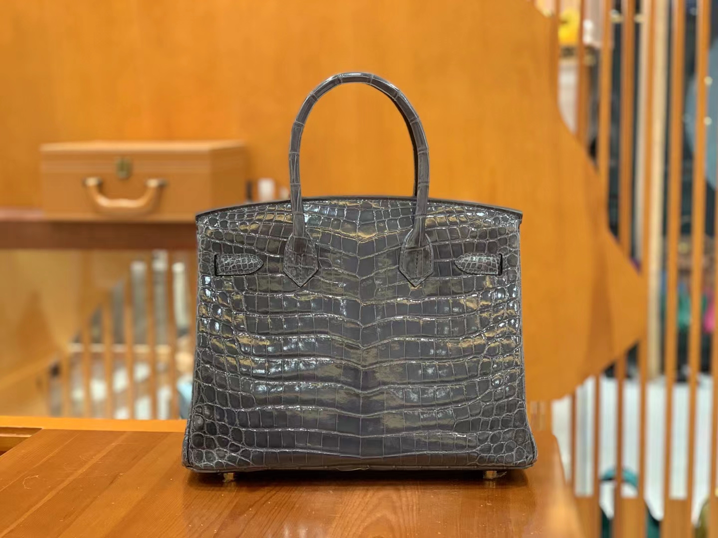 Hermès（爱马仕）Birkin 铂金包 牛仔蓝 一级尼罗鳄鱼皮 金扣 30cm 原版蜜蜡线 顶级手缝