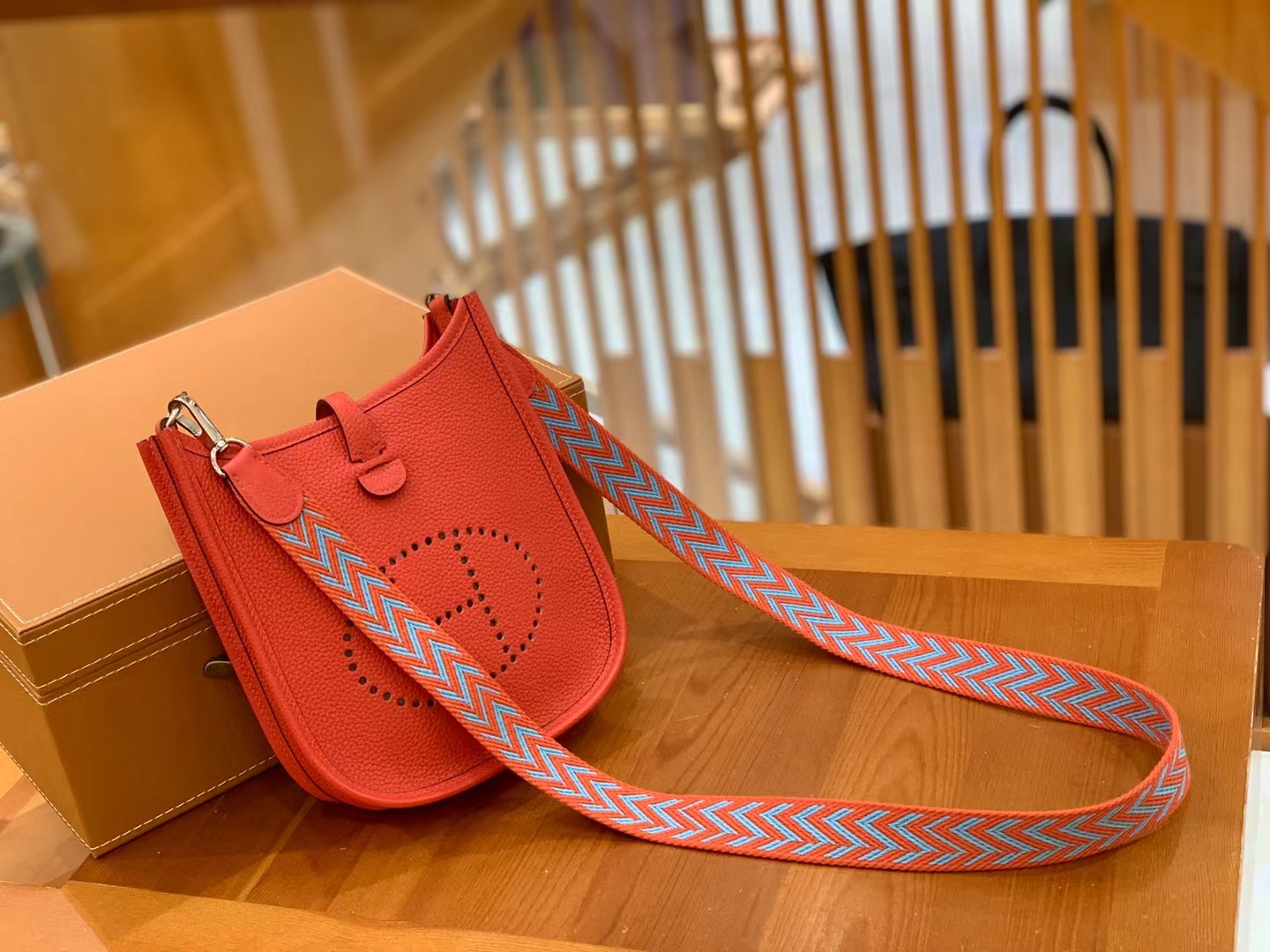 Hermès（爱马仕）Mini Evelyne 迷你 伊芙琳 心红色 进口TC大牛皮 银扣 17cm 原版蜜蜡线 顶级手缝