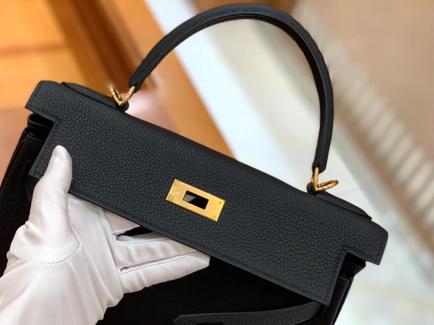 Hermès（爱马仕）Kelly 凯莉包 经典黑 Togo小牛皮 金扣 28cm 原版蜜蜡线 顶级手缝