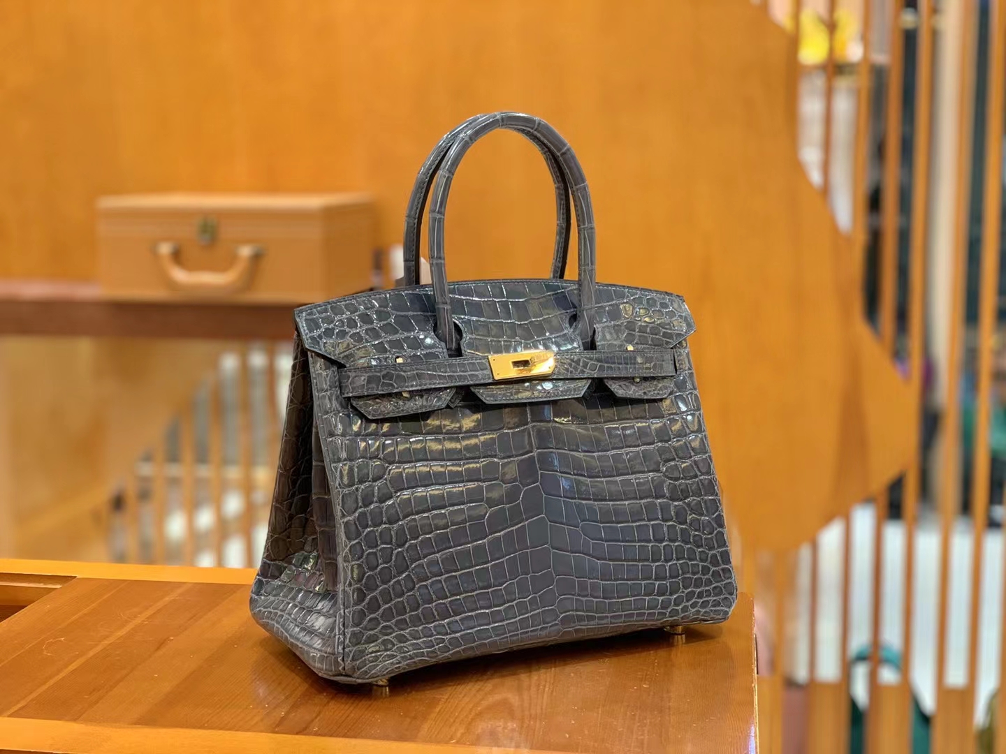 Hermès（爱马仕）Birkin 铂金包 牛仔蓝 一级尼罗鳄鱼皮 金扣 30cm 原版蜜蜡线 顶级手缝