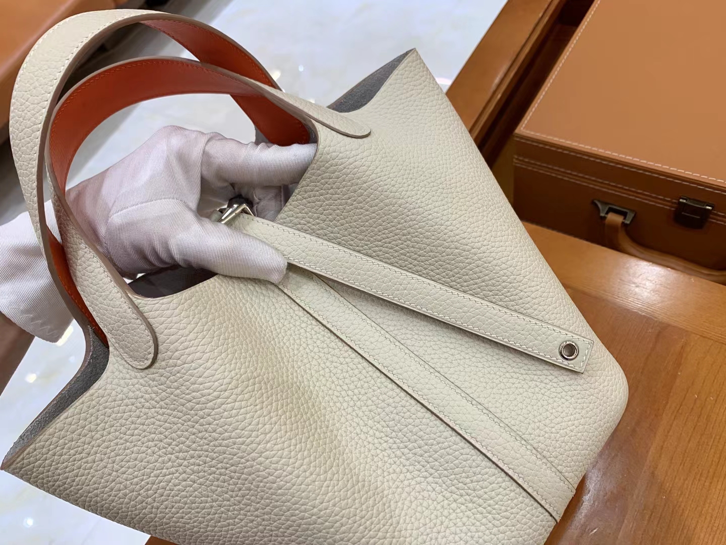 Hermès（爱马仕）Picotin 菜篮子 奶昔白内拼橙红 进口TC大牛皮 金扣 18cm 原版蜜蜡线 顶级手缝