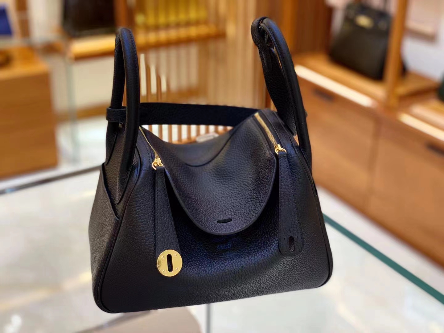 Hermès（爱马仕）Lindy 琳迪包 经典黑 进口TC大牛皮 金扣 26cm 原版蜜蜡线 顶级手缝